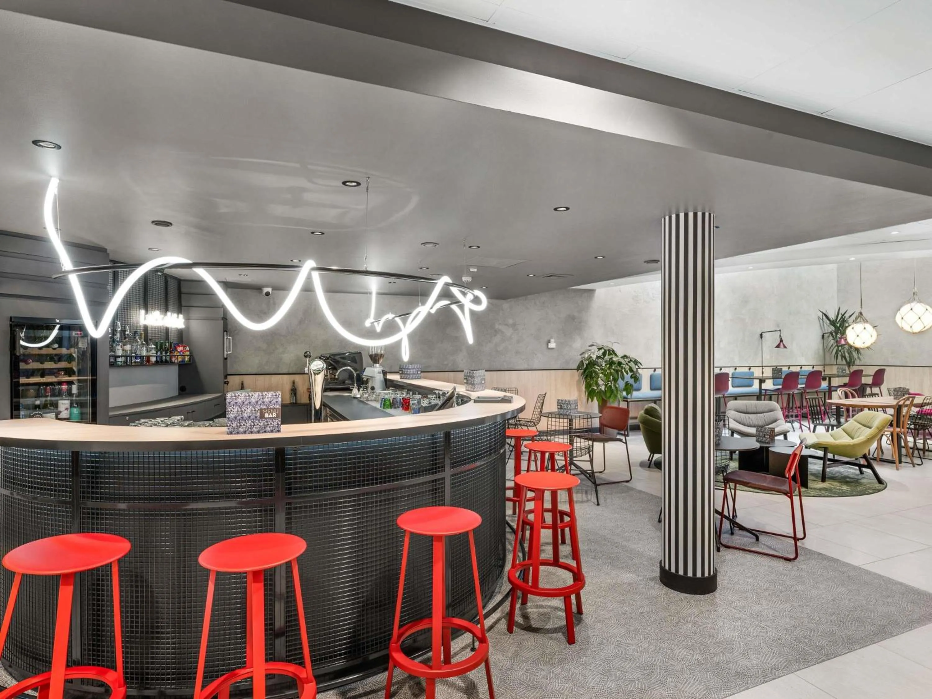 Lounge or bar in Ibis Budapest Centrum