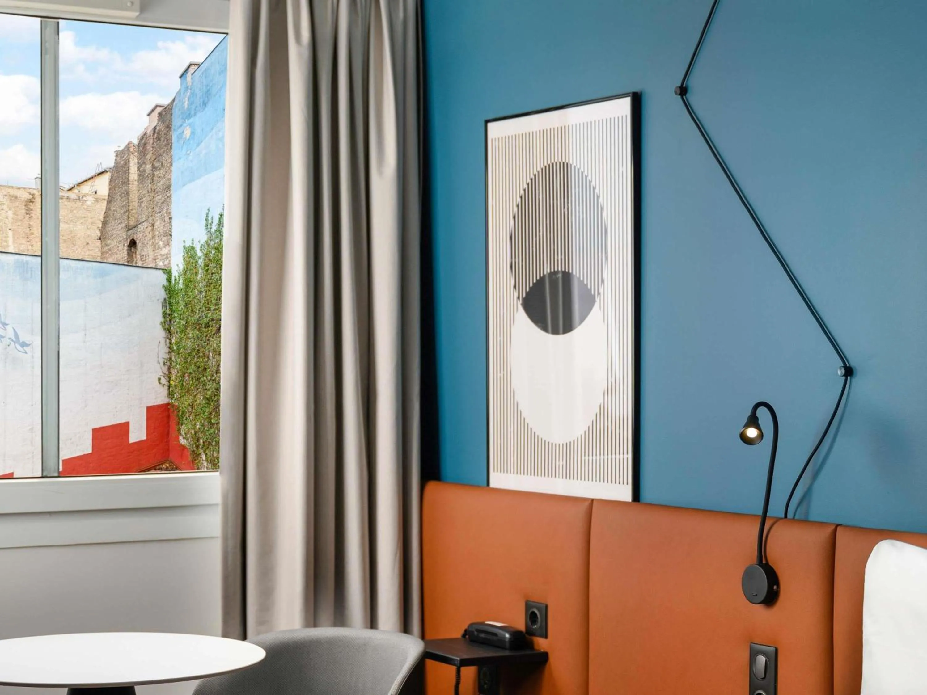 Bedroom in Ibis Budapest Centrum