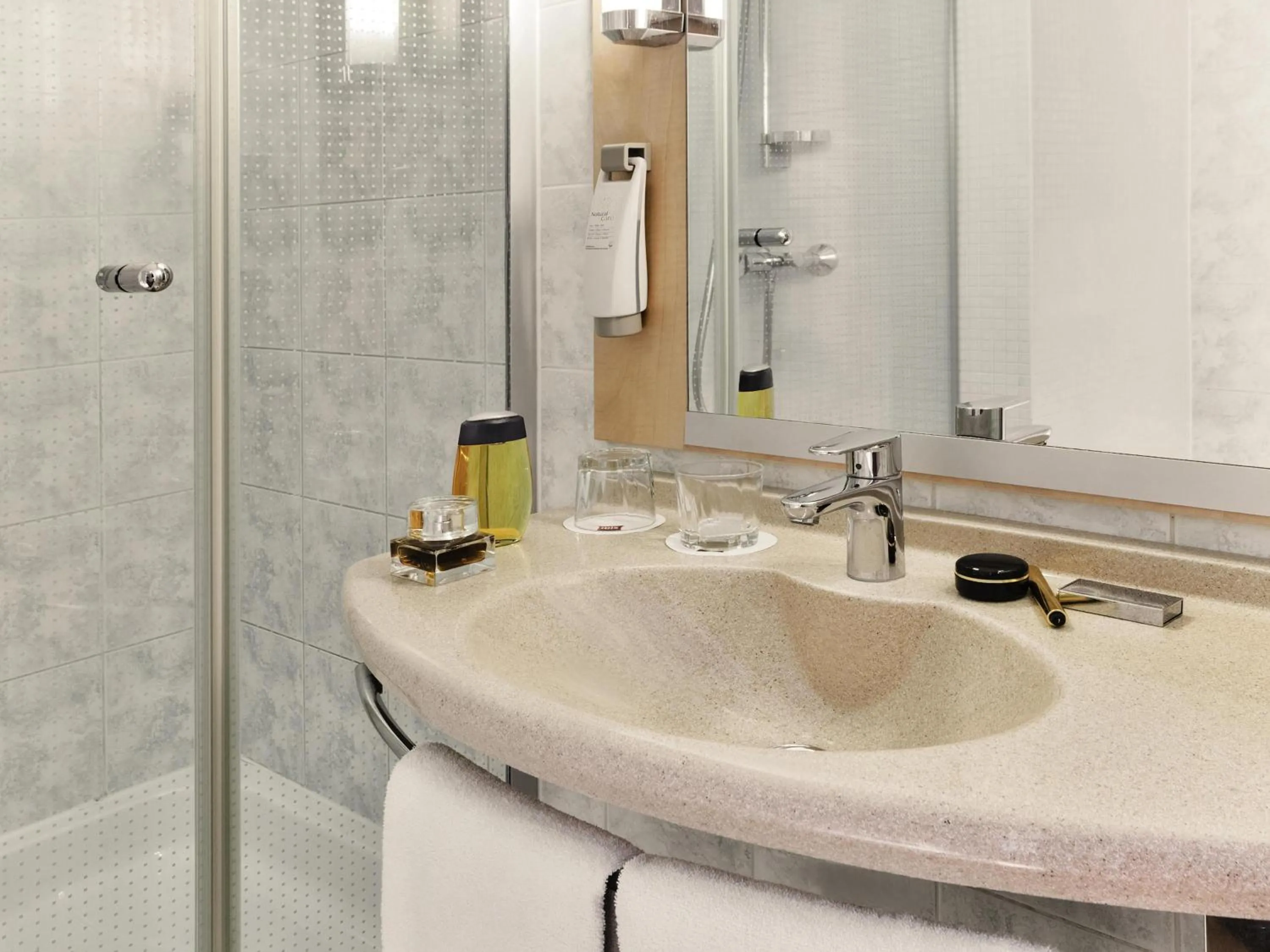 Bedroom in Ibis Budapest Centrum