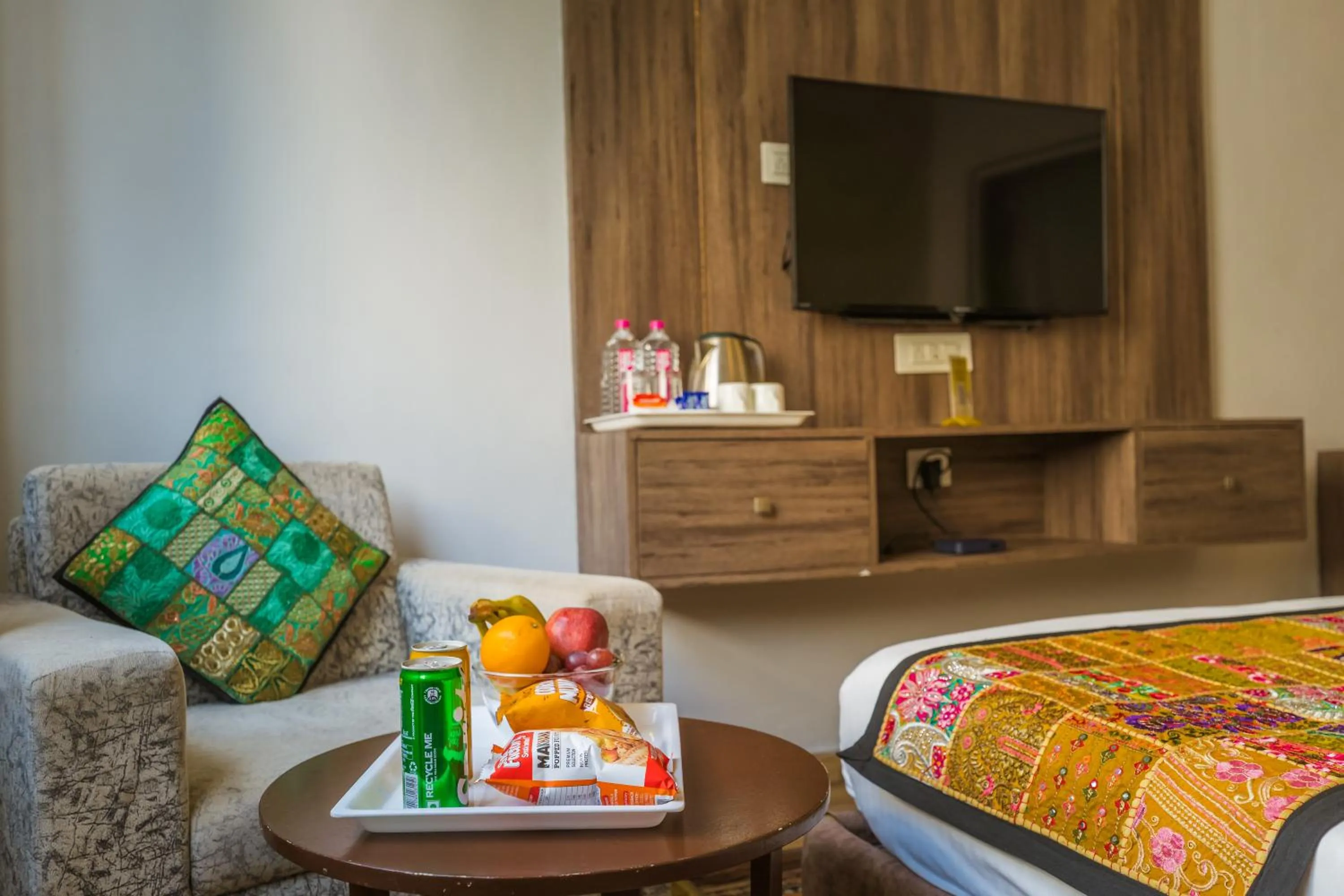 Bed in Tripli Hotels Le Shelton