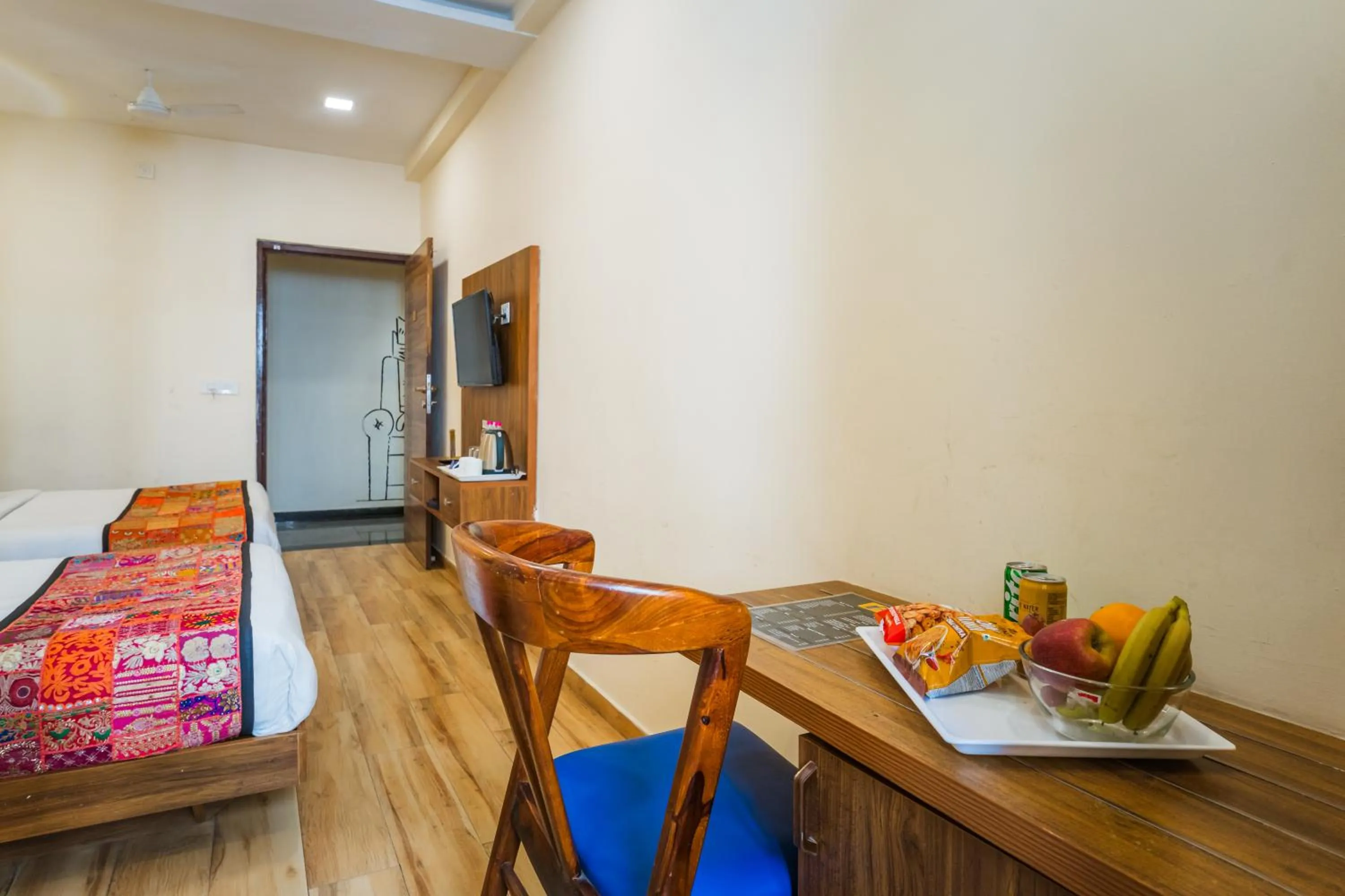 Photo of the whole room, Bed in Tripli Hotels Le Shelton