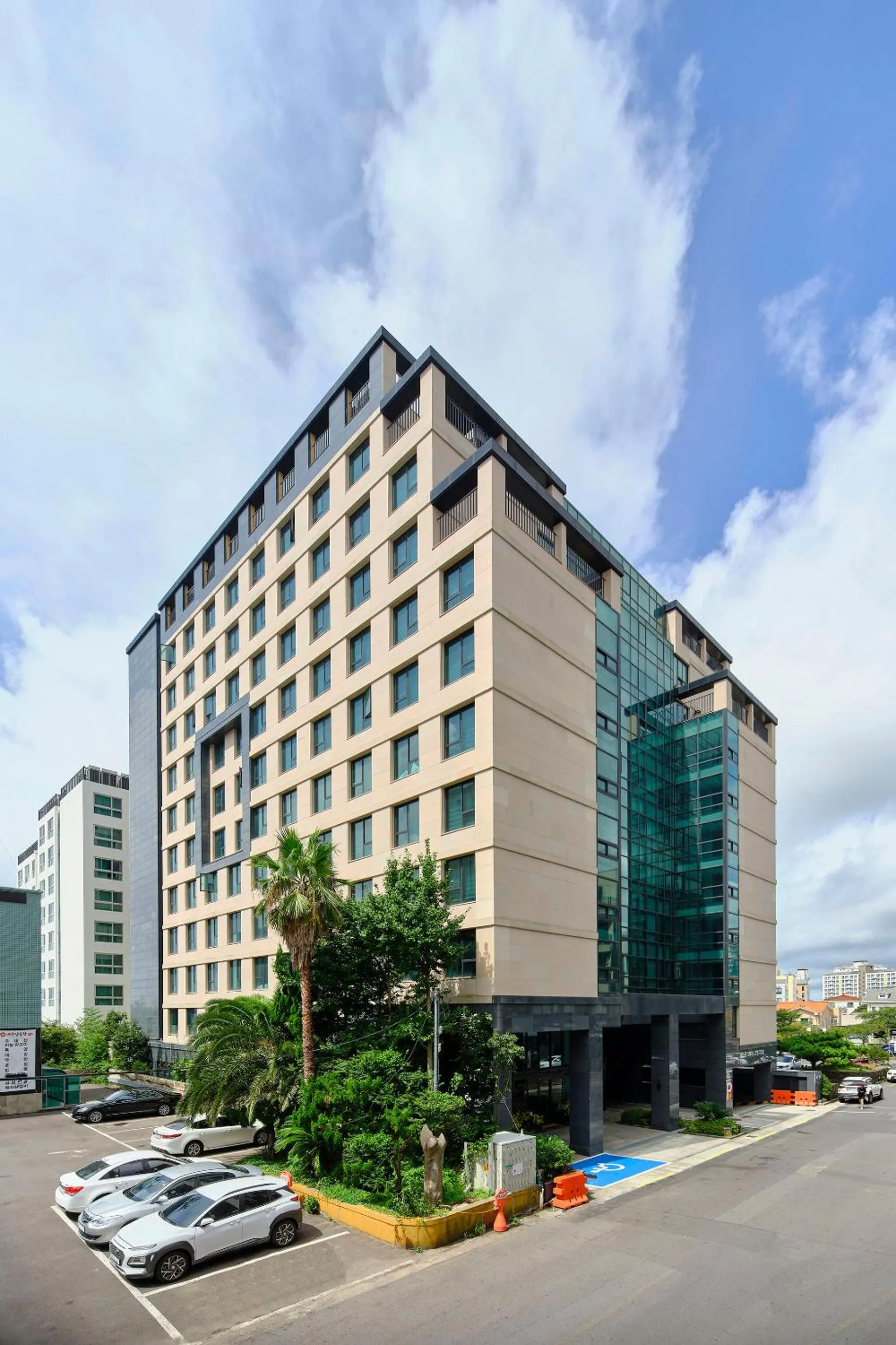 Property building in Jeju Grace Hotel