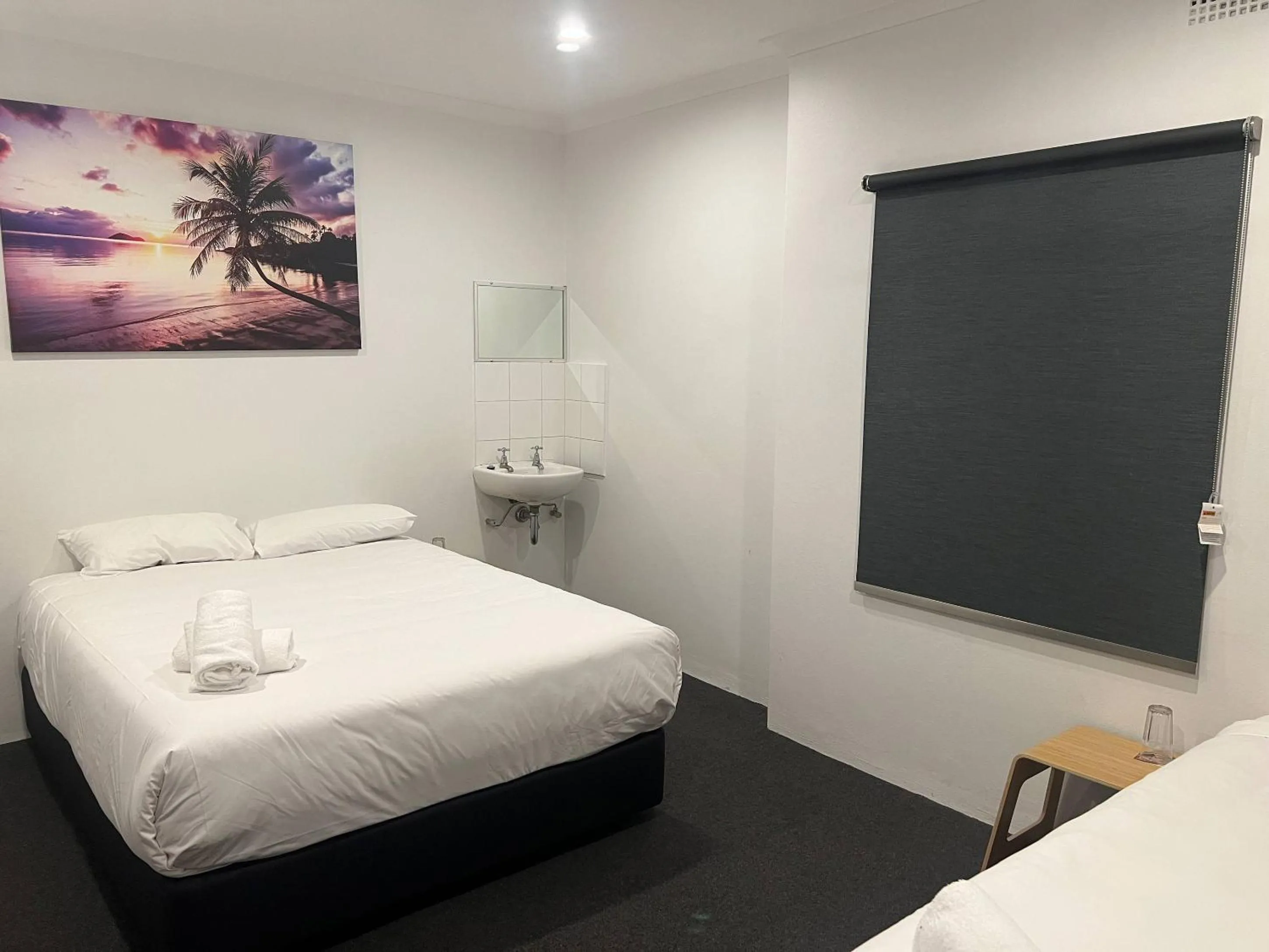 Bed in Plantation Hotel Coffs Harbour