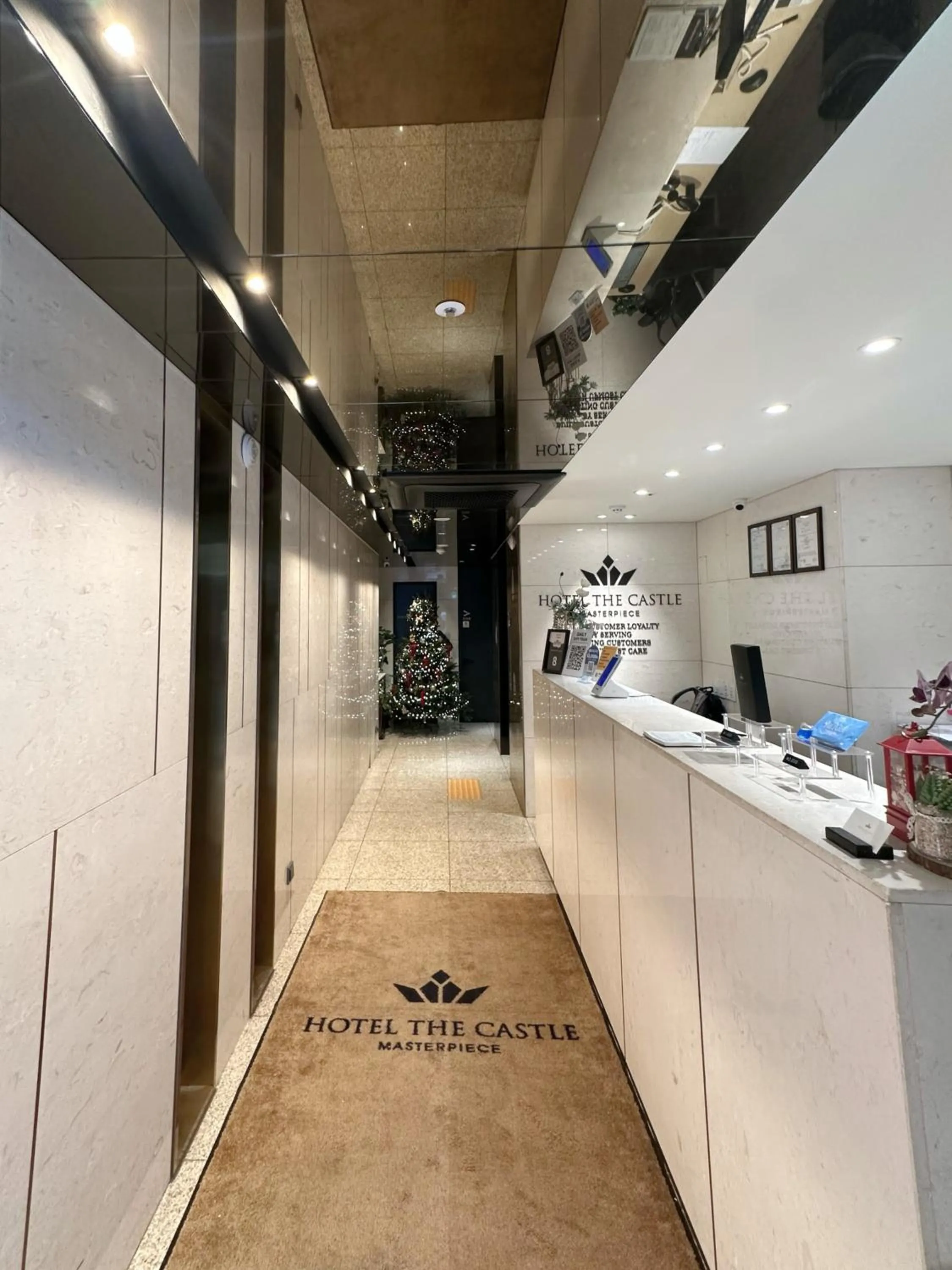 Lobby or reception in Hotel the Castle bangi 2nd