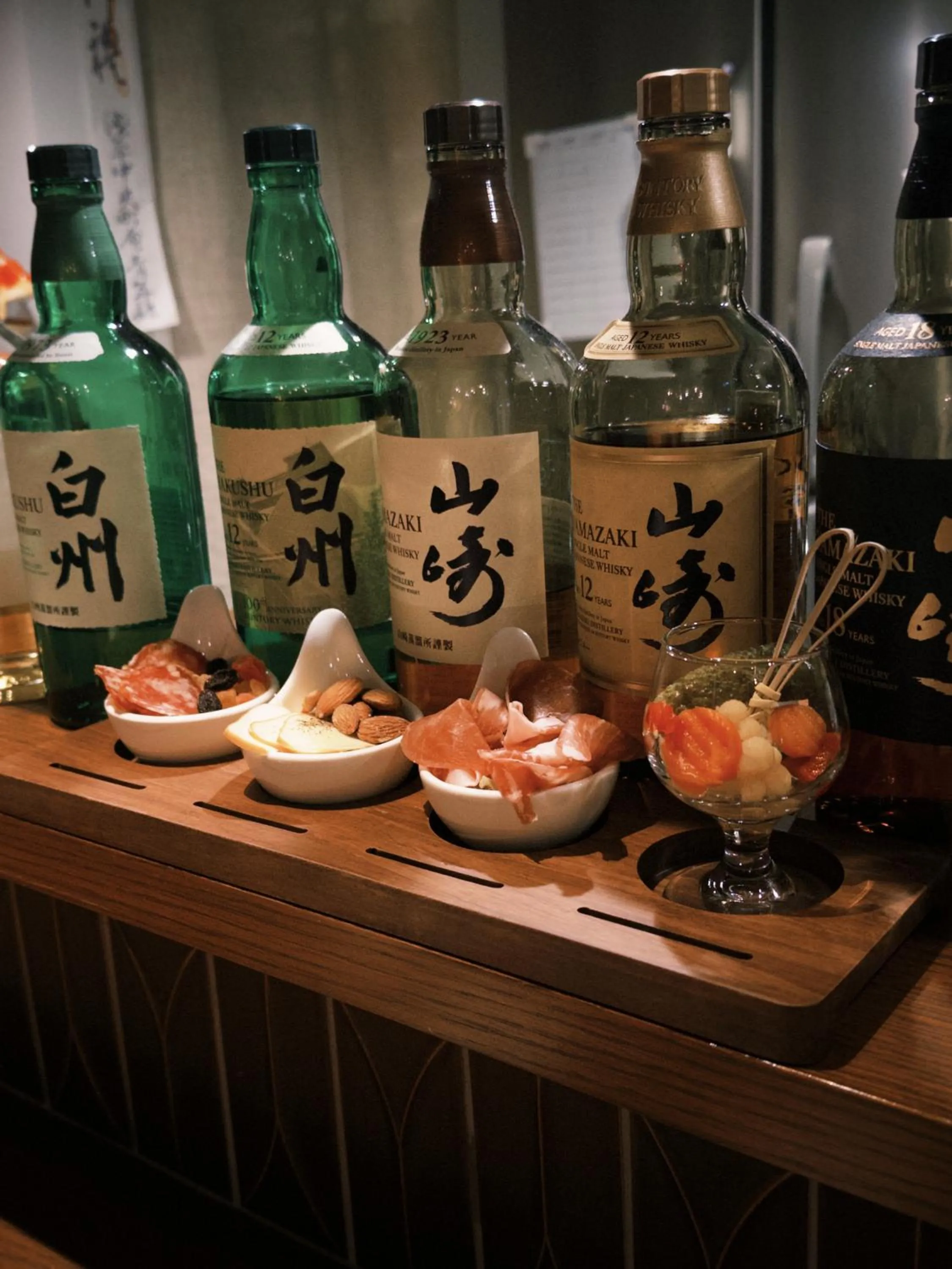 Lounge or bar in Asakusa Kaede 浅草楓