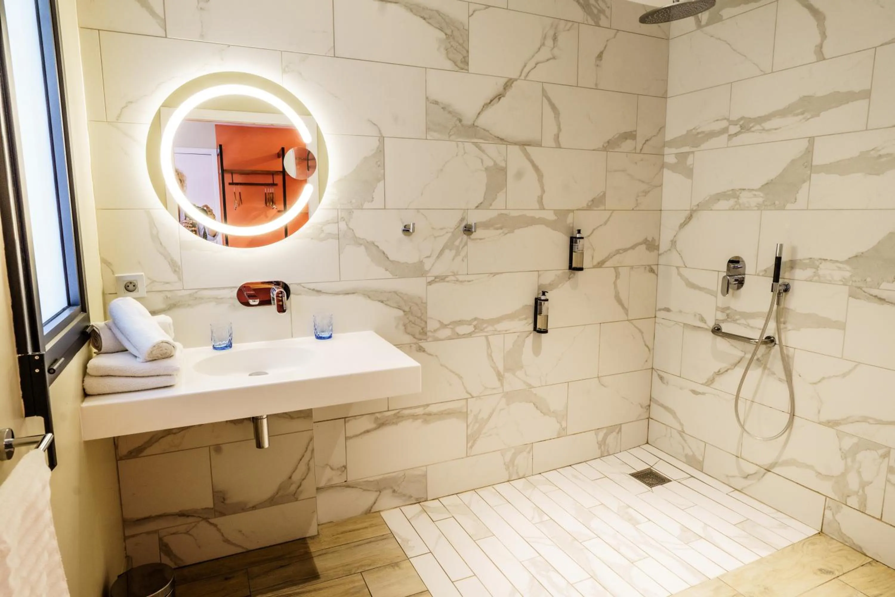 Bathroom in Boutik Hôtel 2A - Adult Only