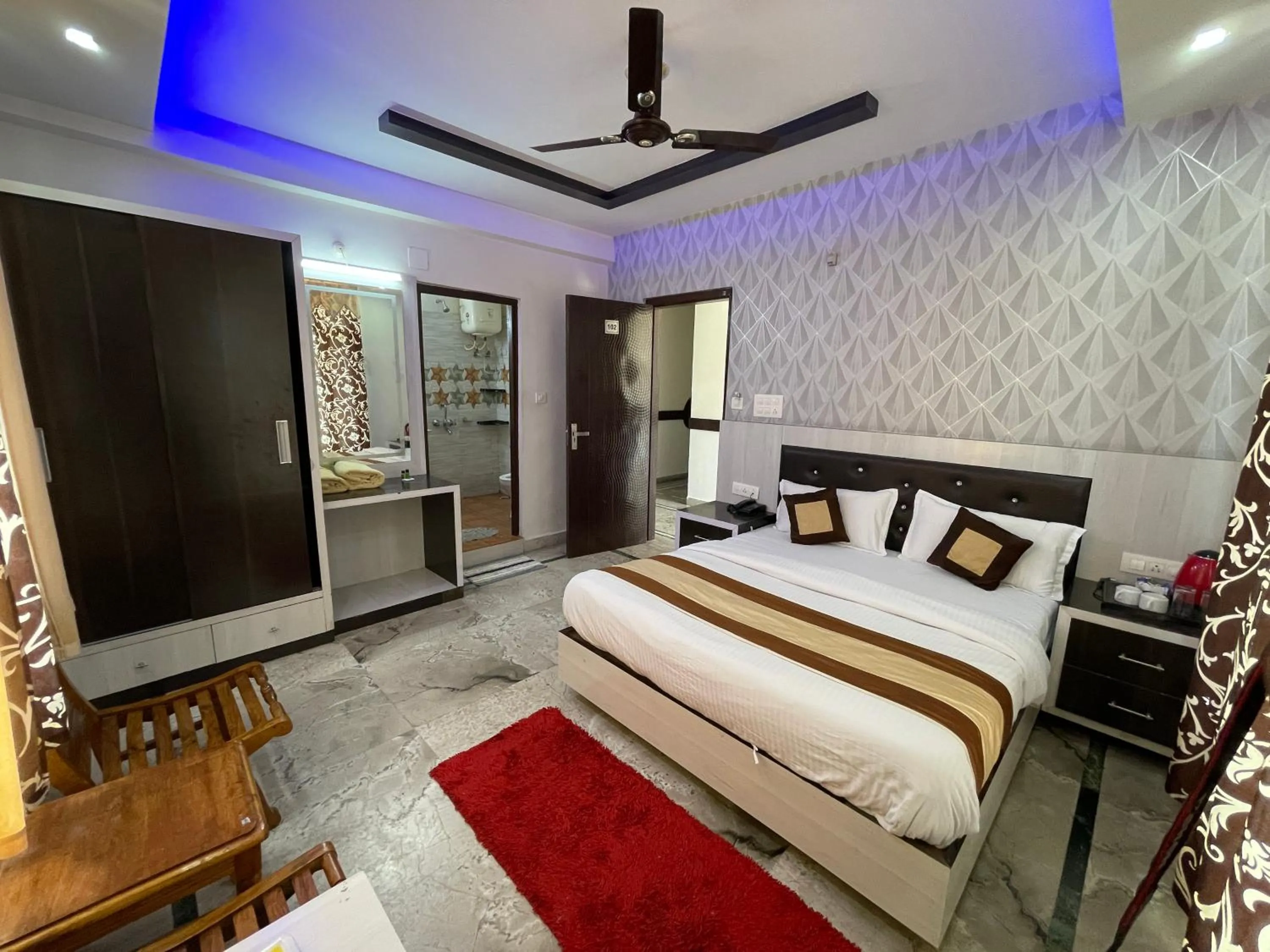 Bedroom, Bed in Pink Park by Panache Hotels
