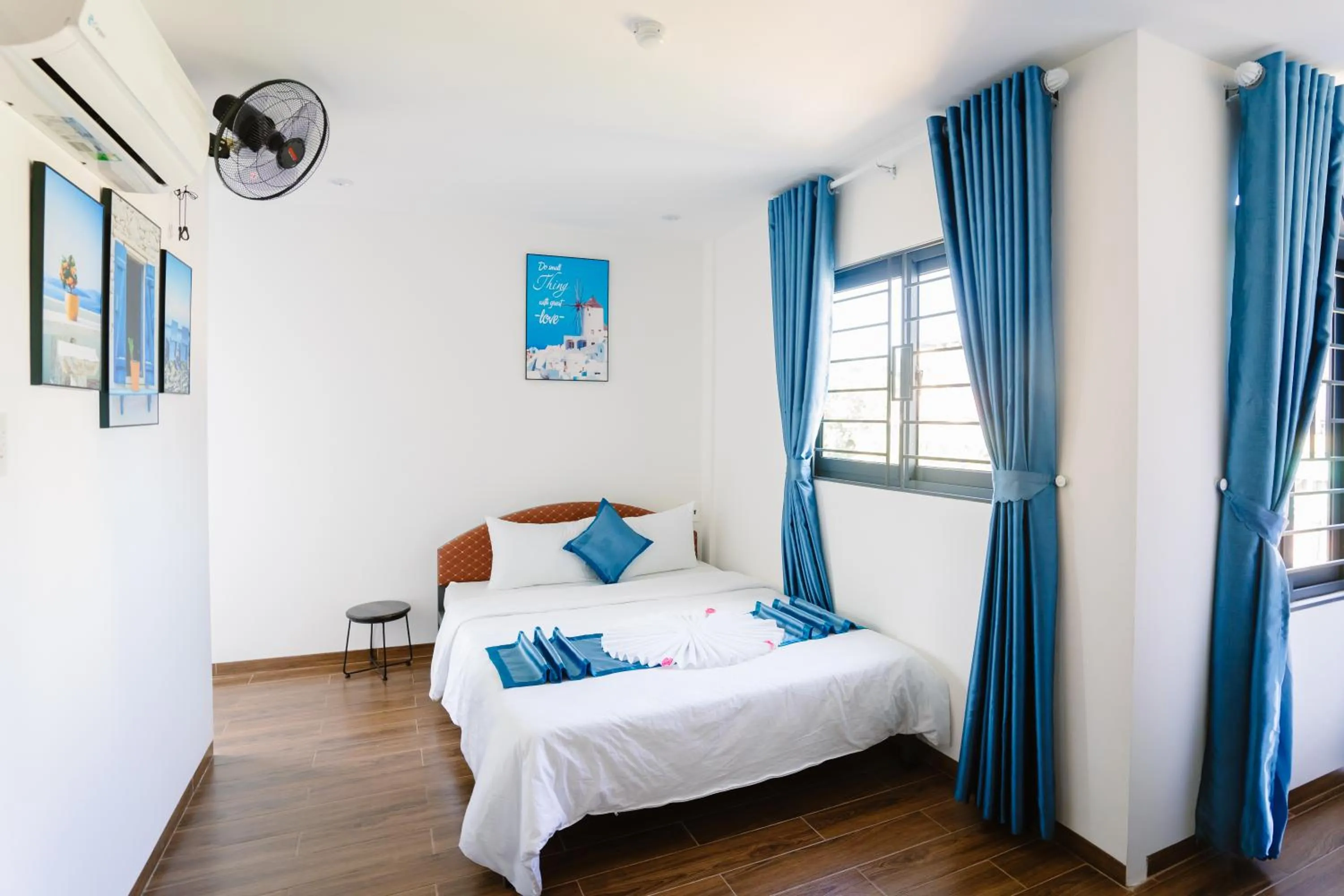 Bed in New World Hotel