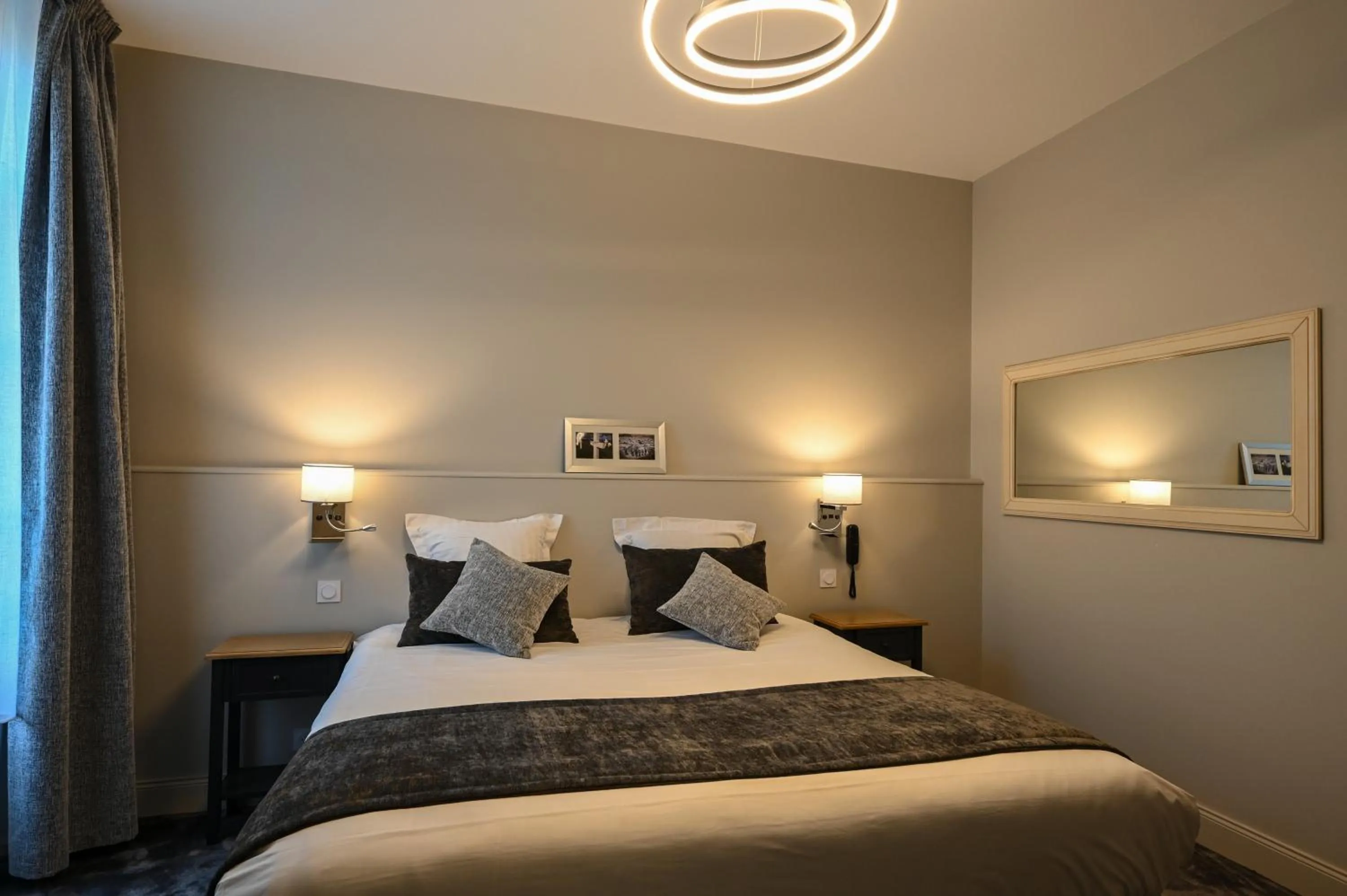 Bedroom, Bed in Belle Normandy