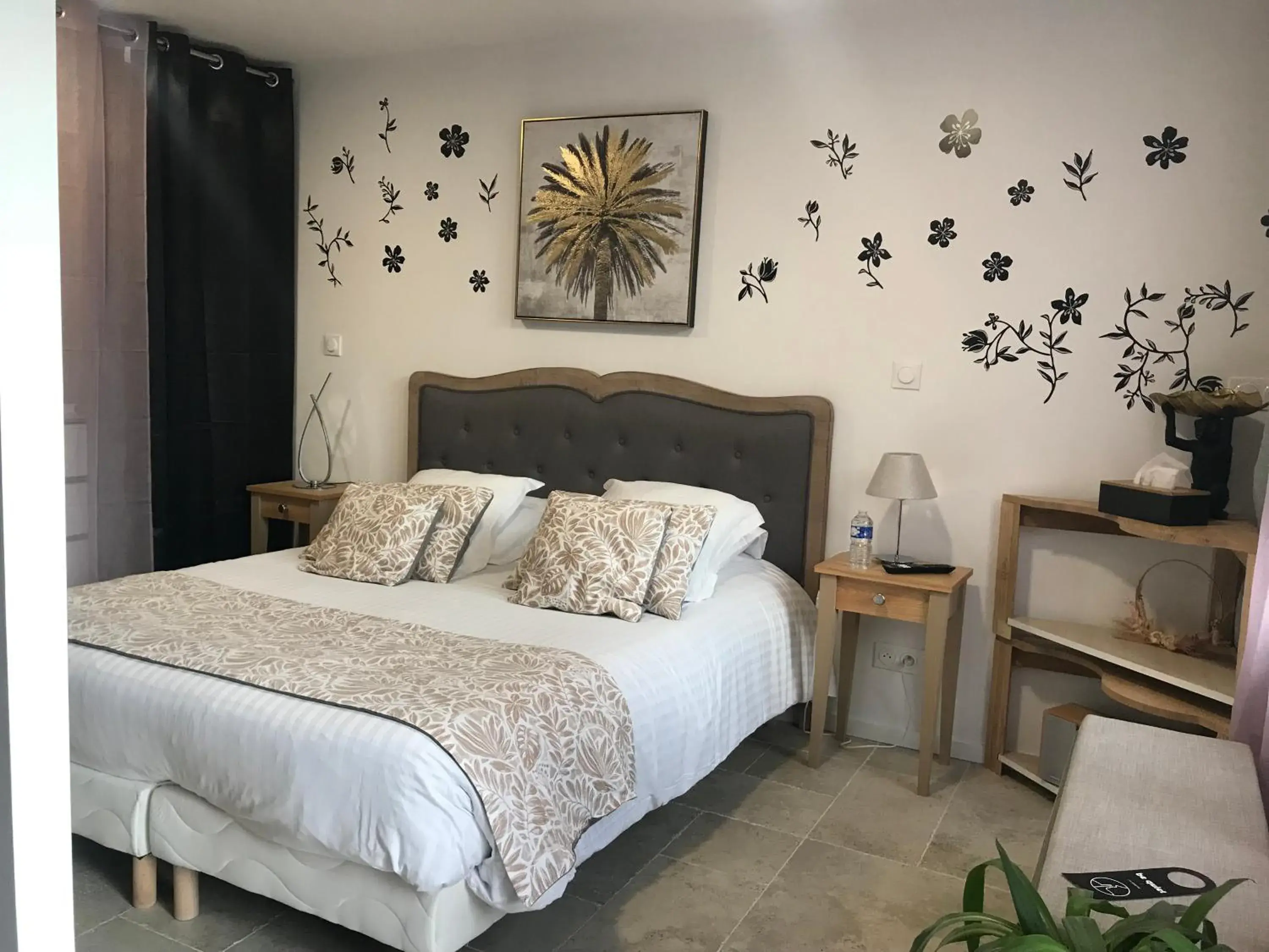 Family Room with Garden View in Belle Normandy Family Room with Garden View in Belle Normandy