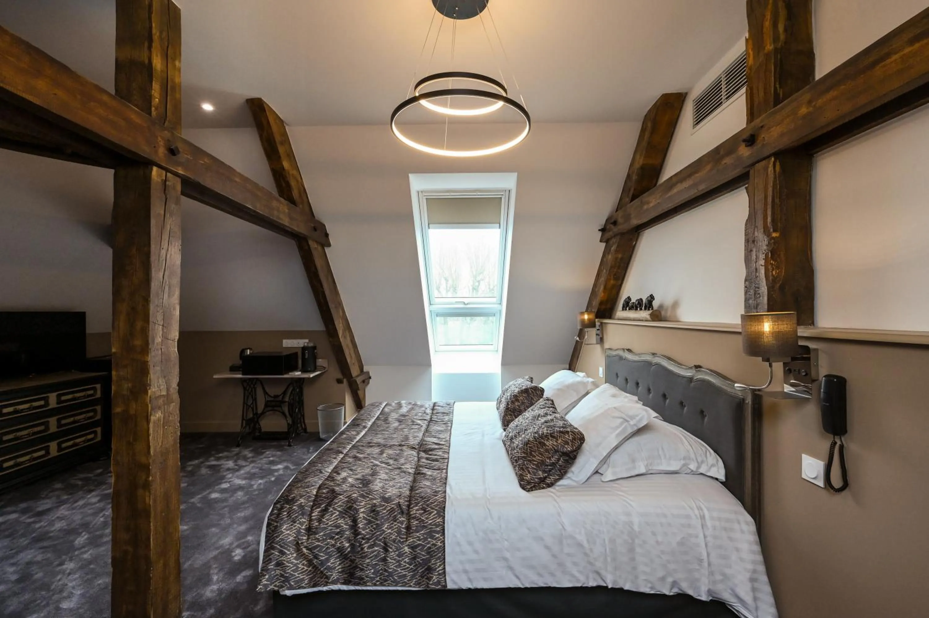 Bedroom, Bed in Belle Normandy