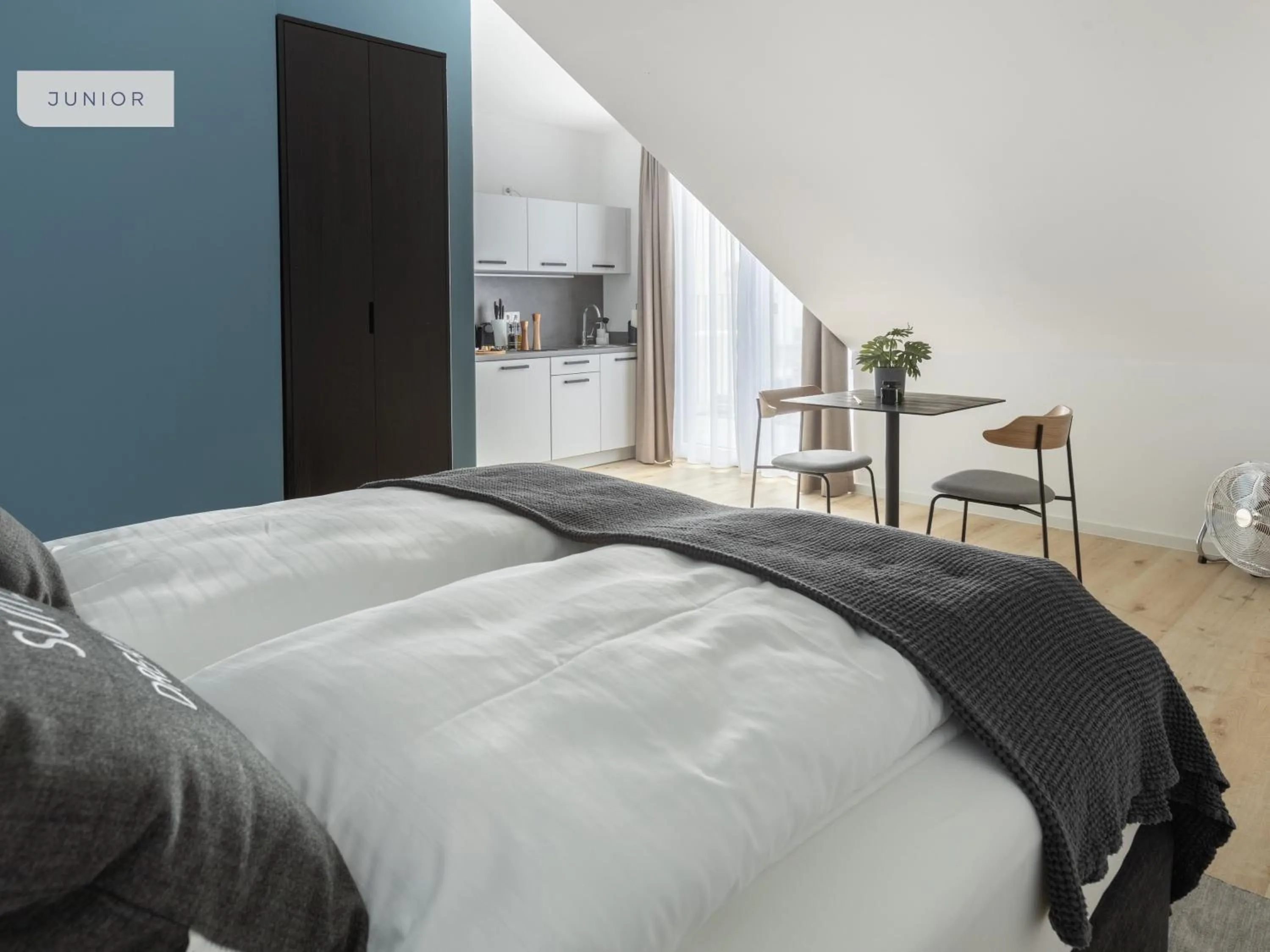 Bed in Limehome Osnabrück Johannisstraße