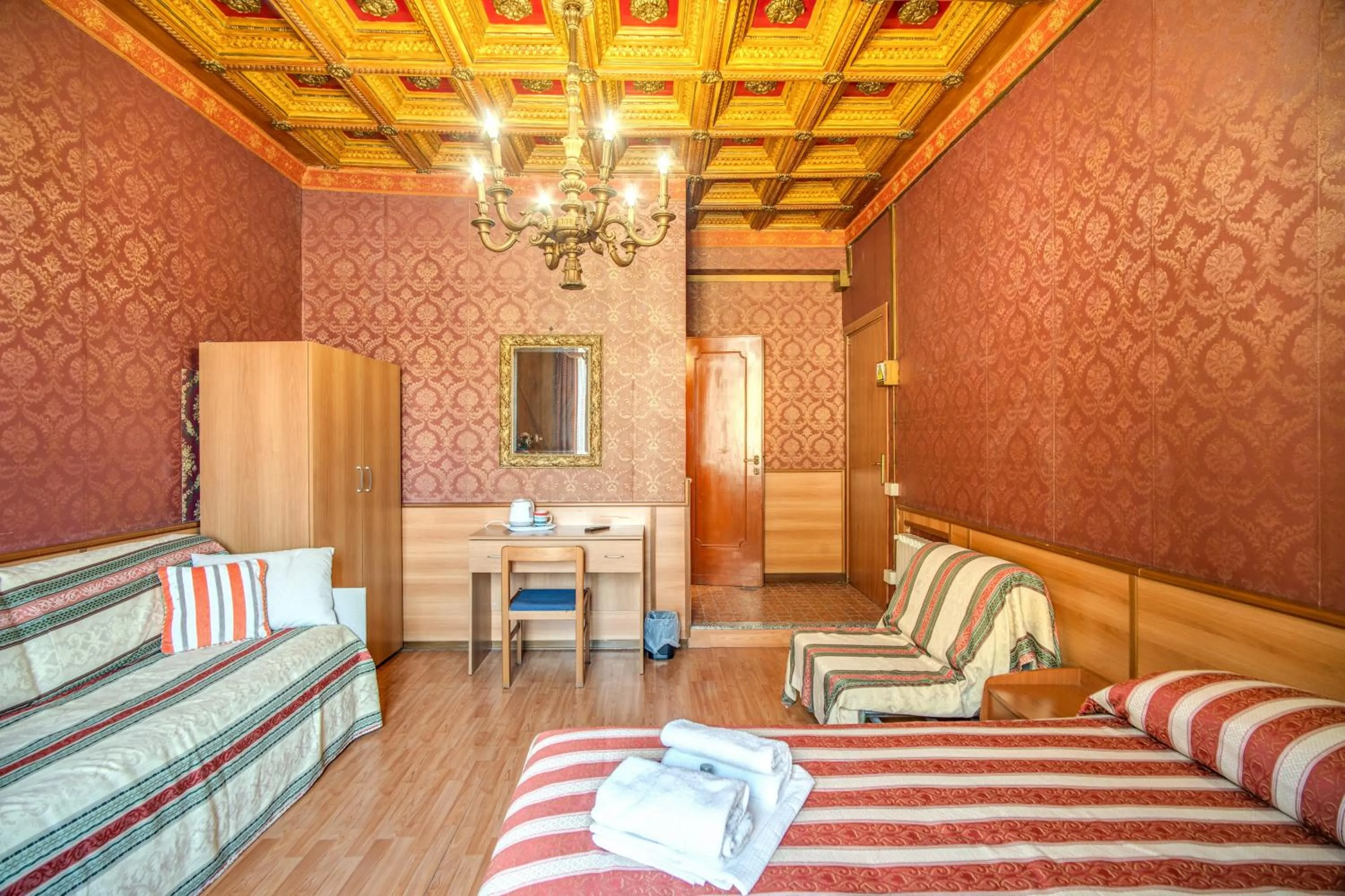 Photo of the whole room, Bed in Hotel Artromano