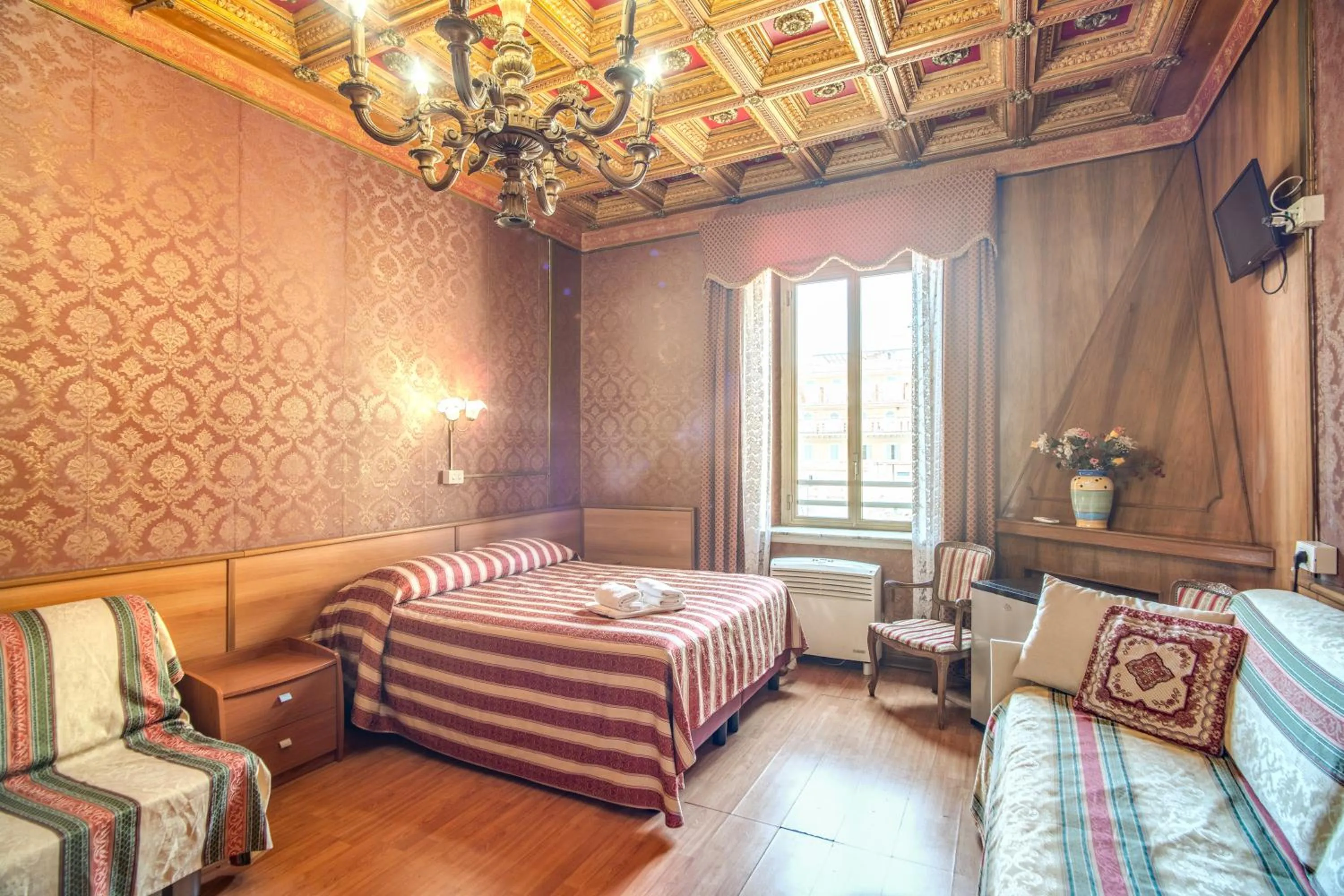 Photo of the whole room, Bed in Hotel Artromano