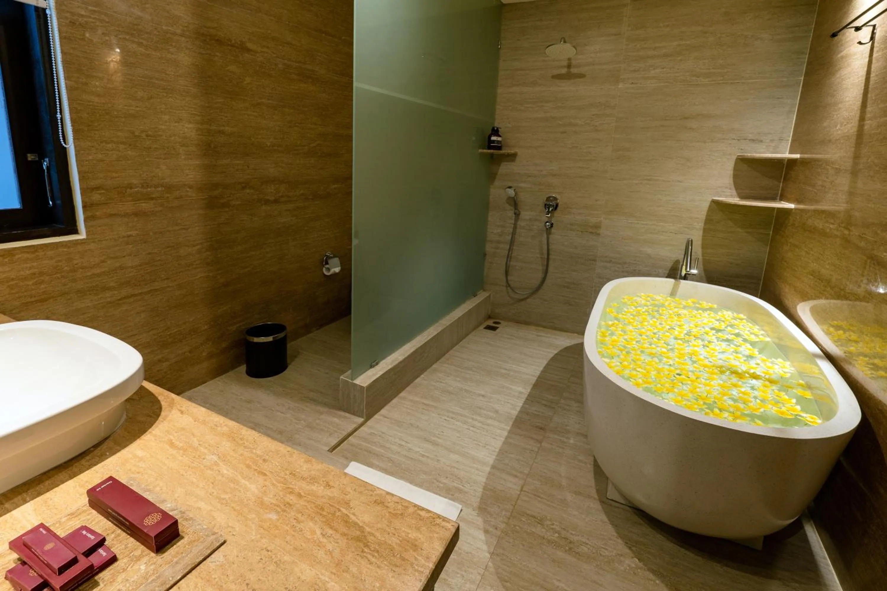 Shower in Bali Sunshine Nusa Dua