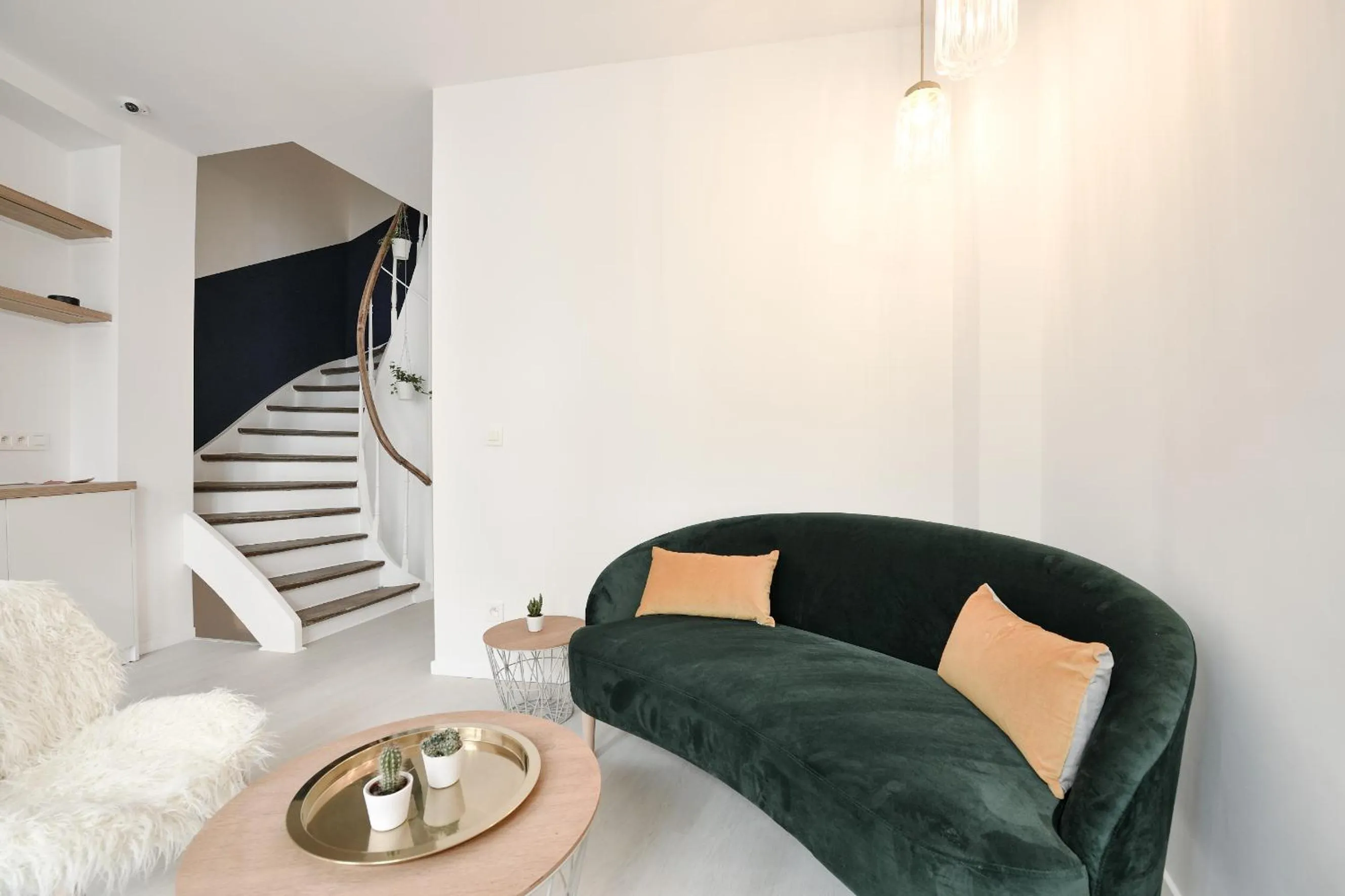 Living room in Urban Walls