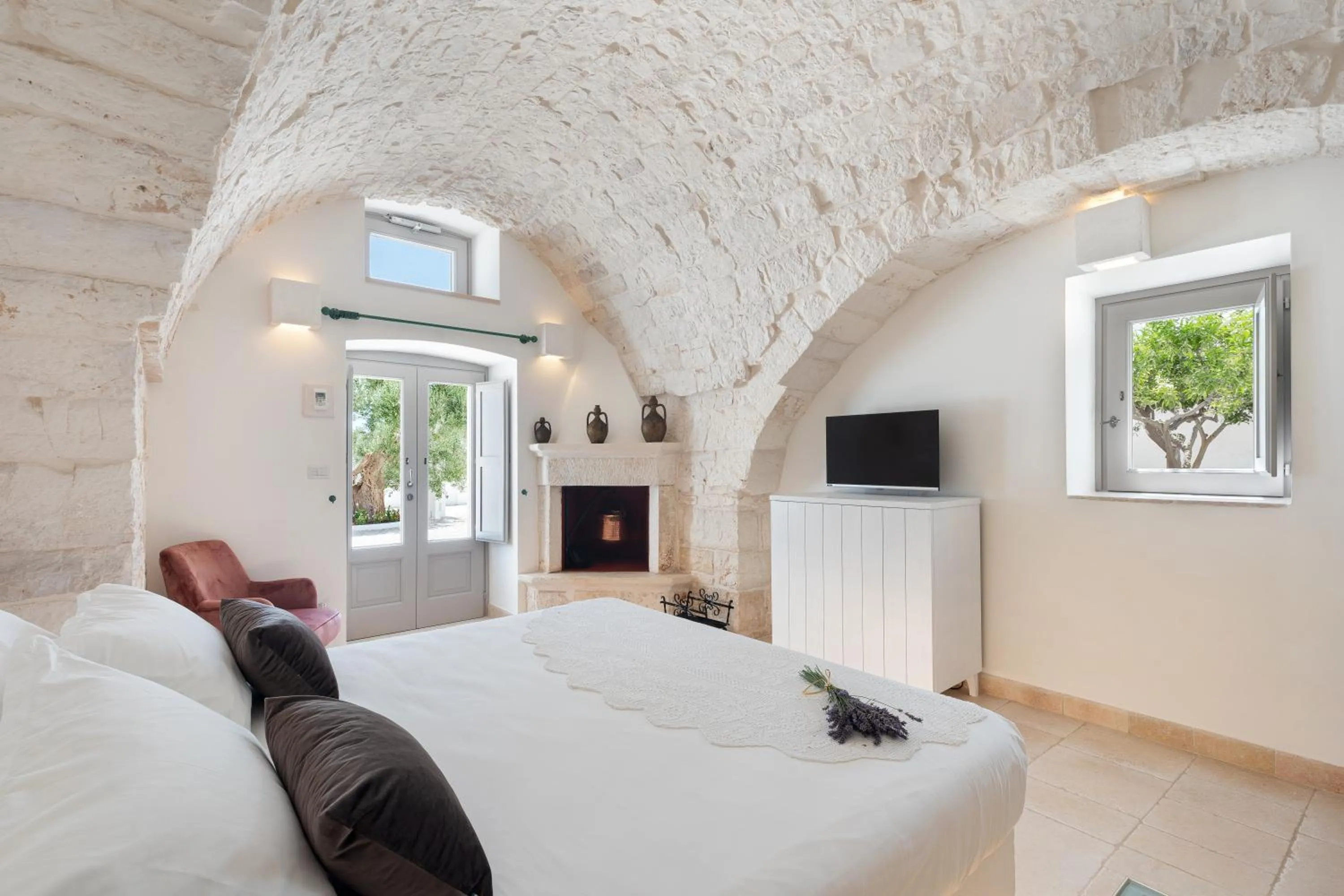 Photo of the whole room, Bed in Masseria Villa Verde