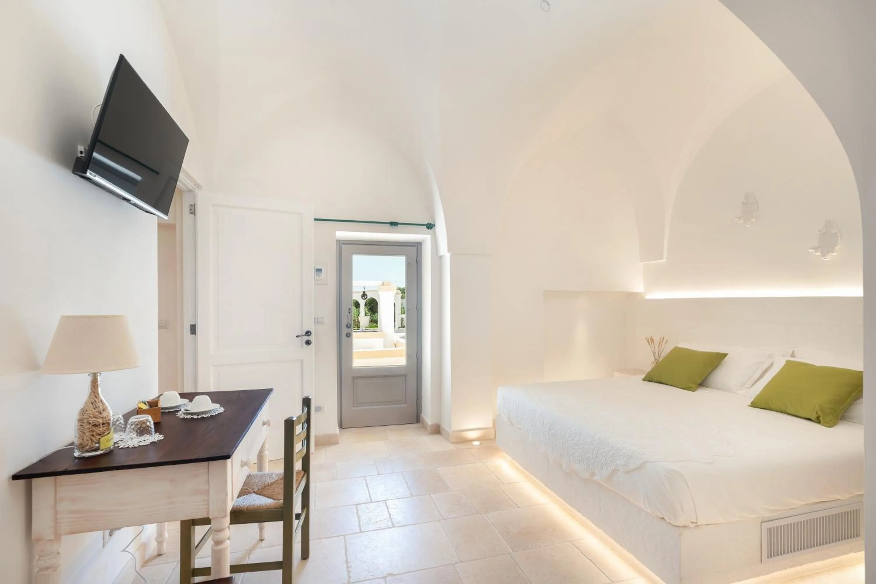 View (from property/room), Bed in Masseria Villa Verde