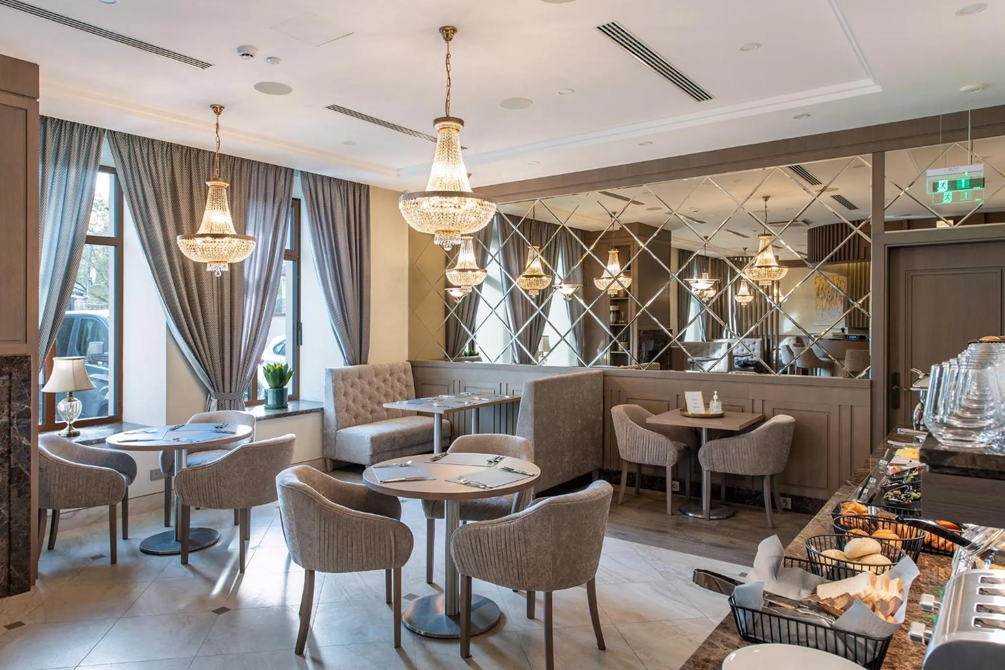 Restaurant/places to eat in CALVARY Hotel & Restaurant Vilnius
