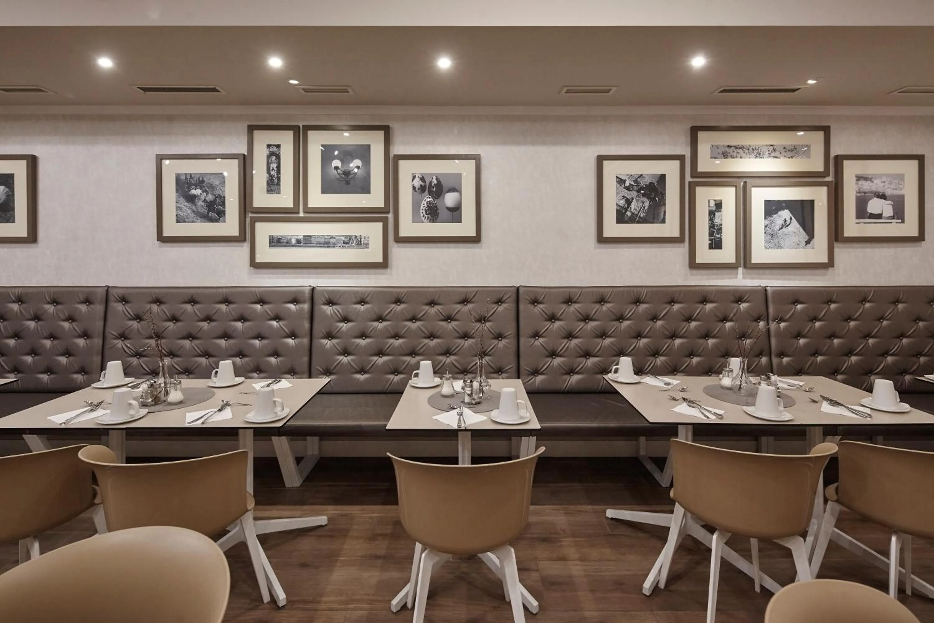 Breakfast in Hotel Central Basilica