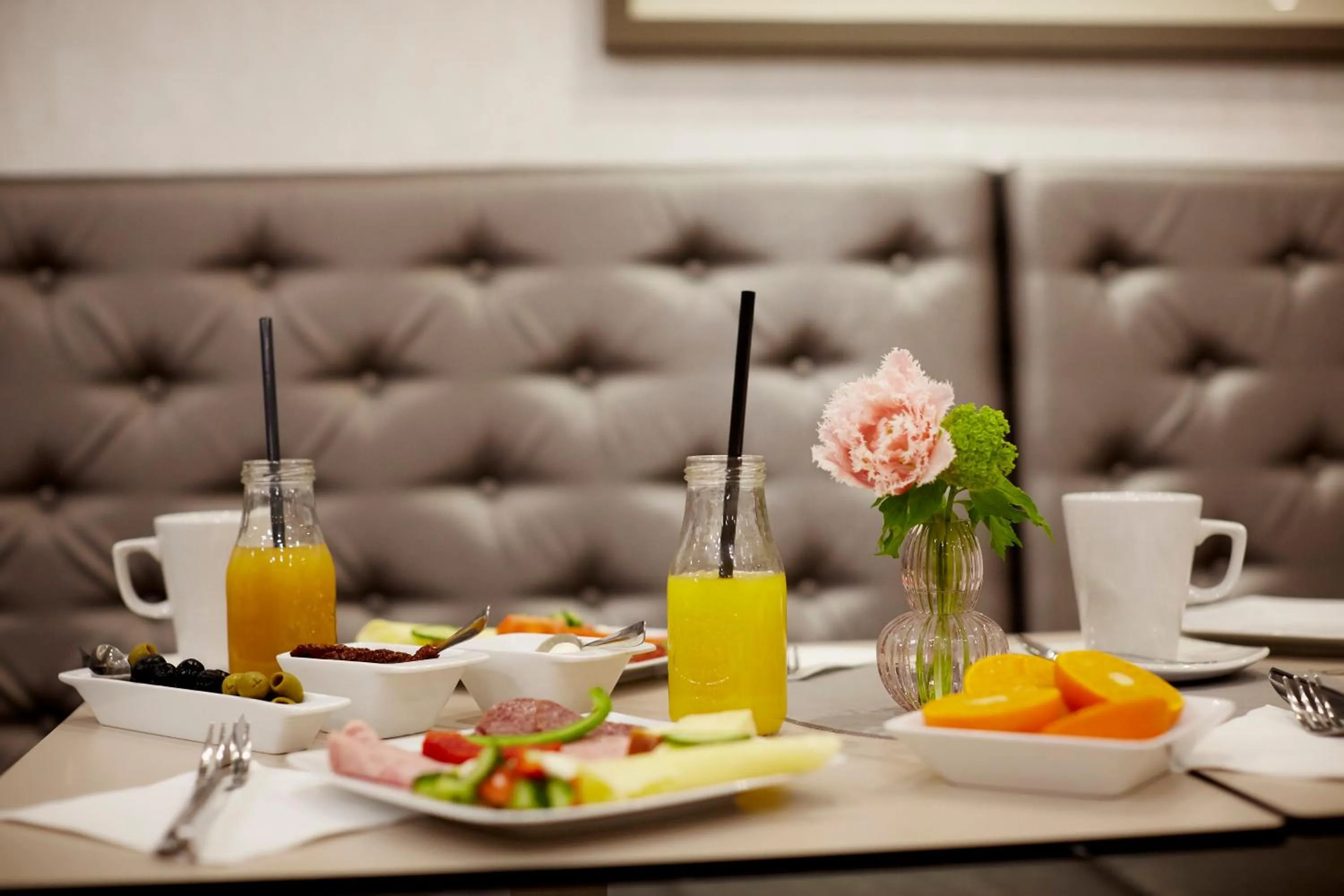 Food and drinks in Hotel Central Basilica