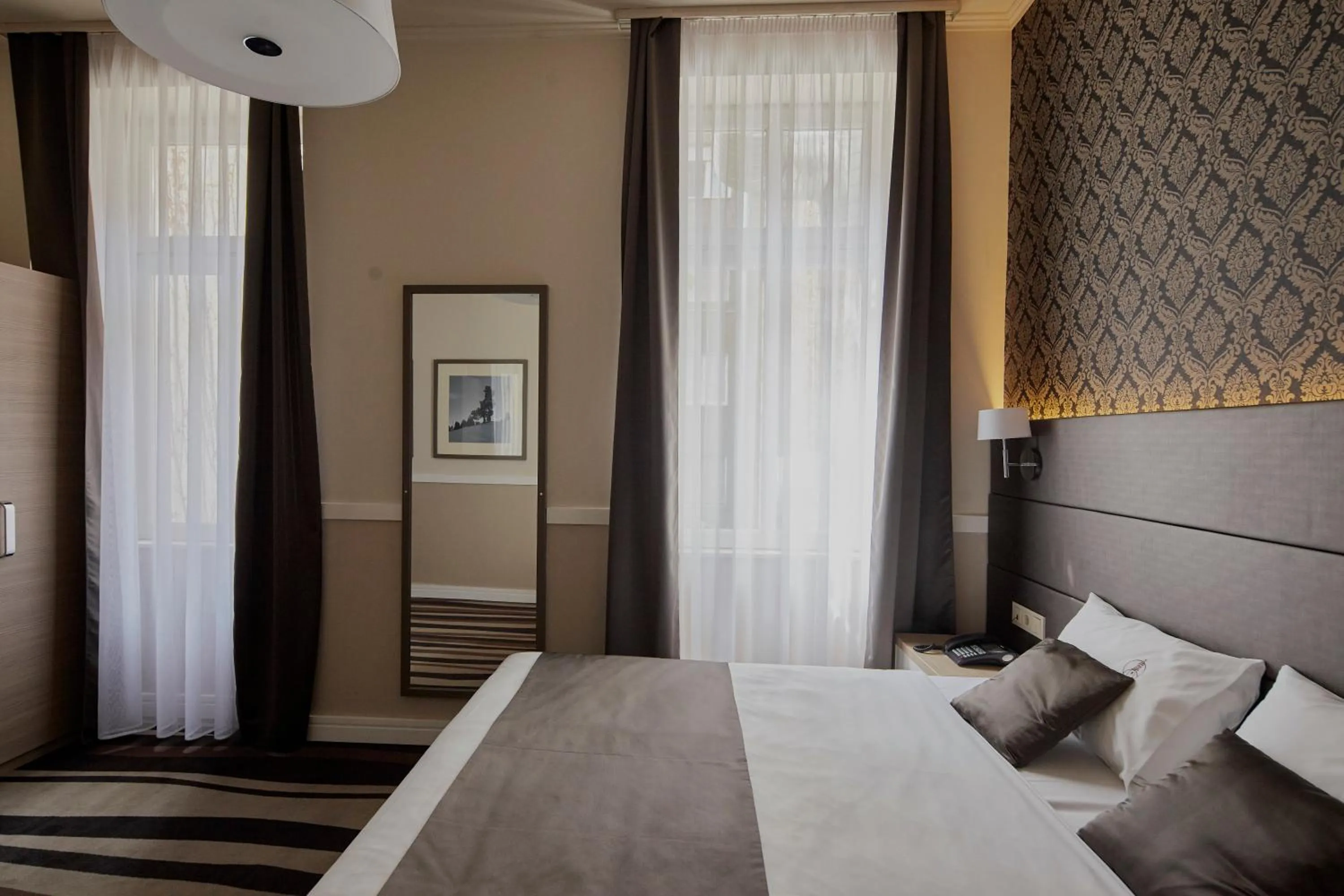 Bed in Hotel Central Basilica