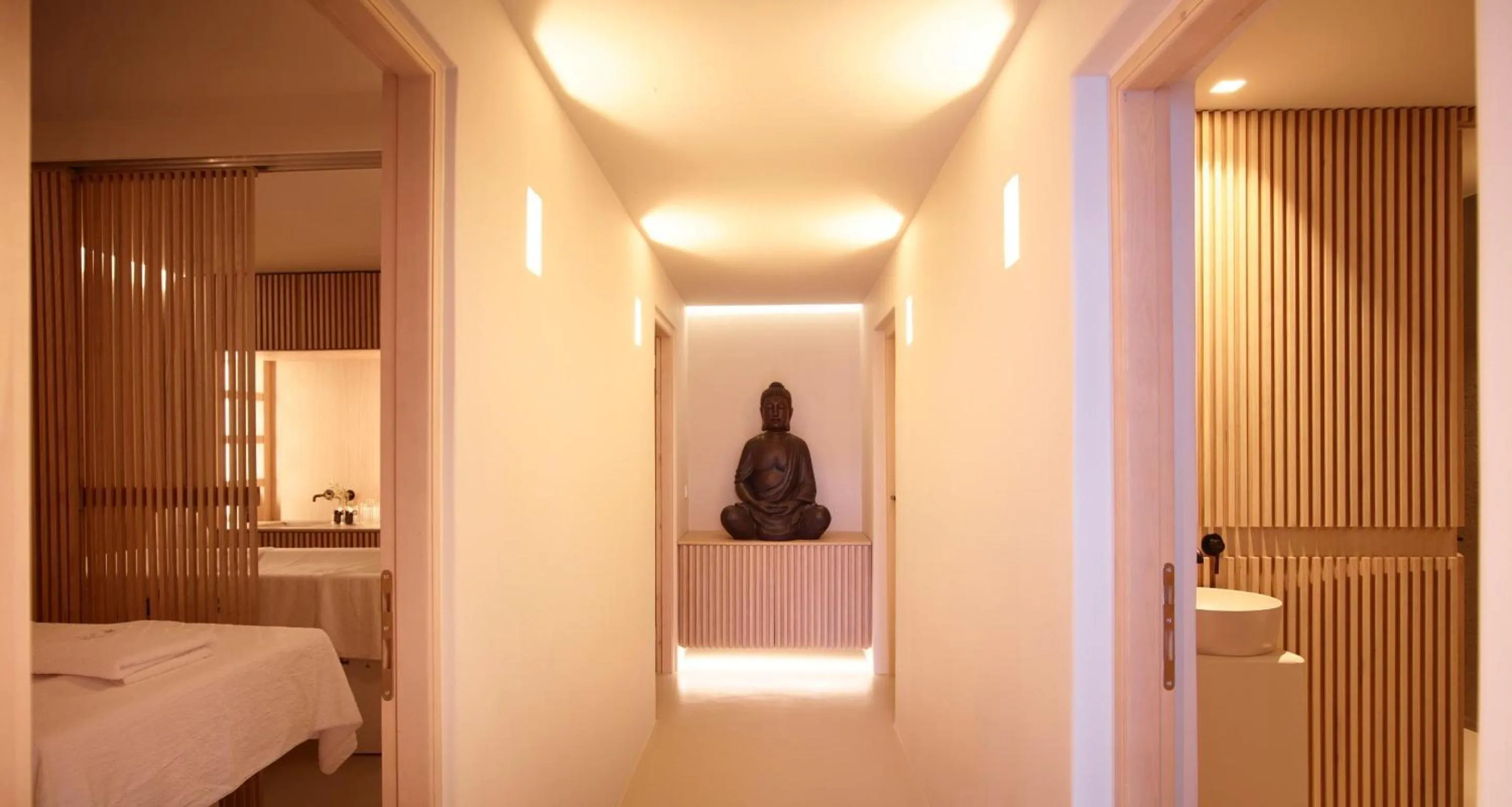 Spa and wellness centre/facilities, Bed in Collini Hotel Mykonos, WorldHotels Elite