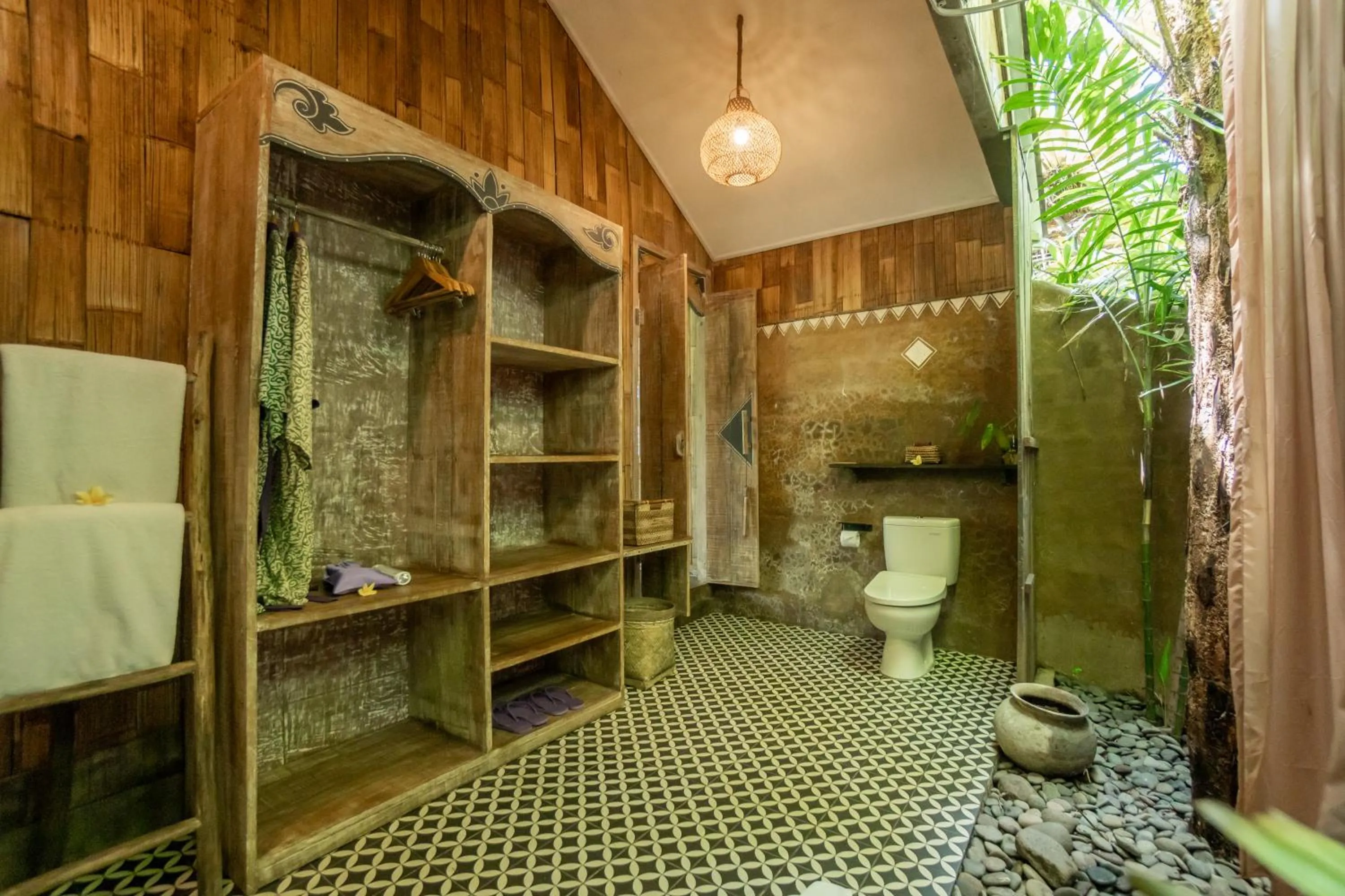 Bathroom in Pramana Giri Kusuma