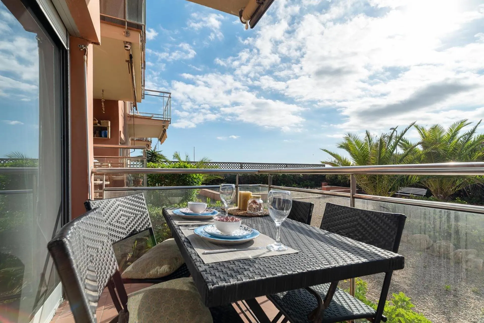 Balcony/Terrace in Ocean view apartment renovated