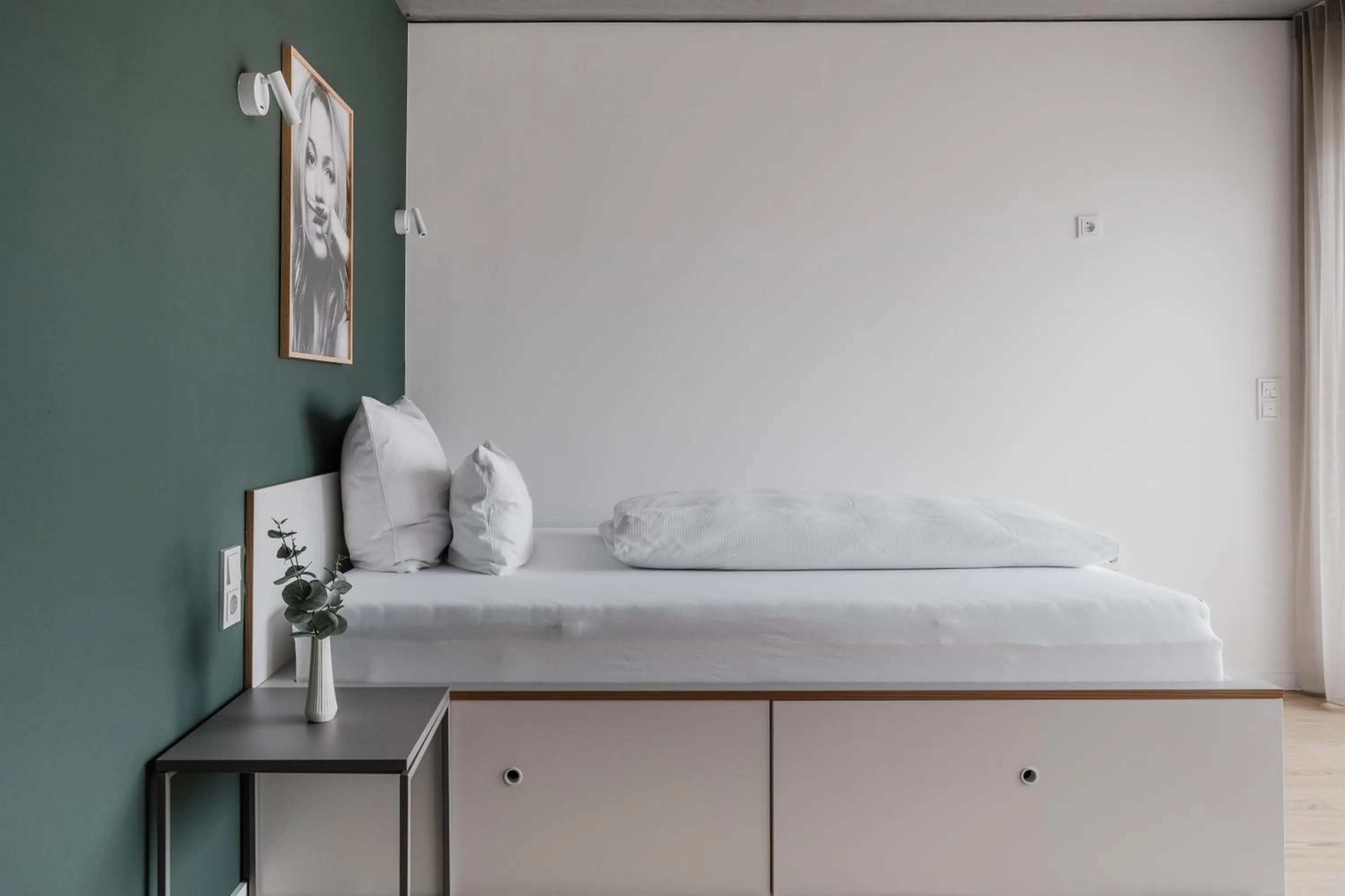 Bed in CLOUD N°7 STUDIOS