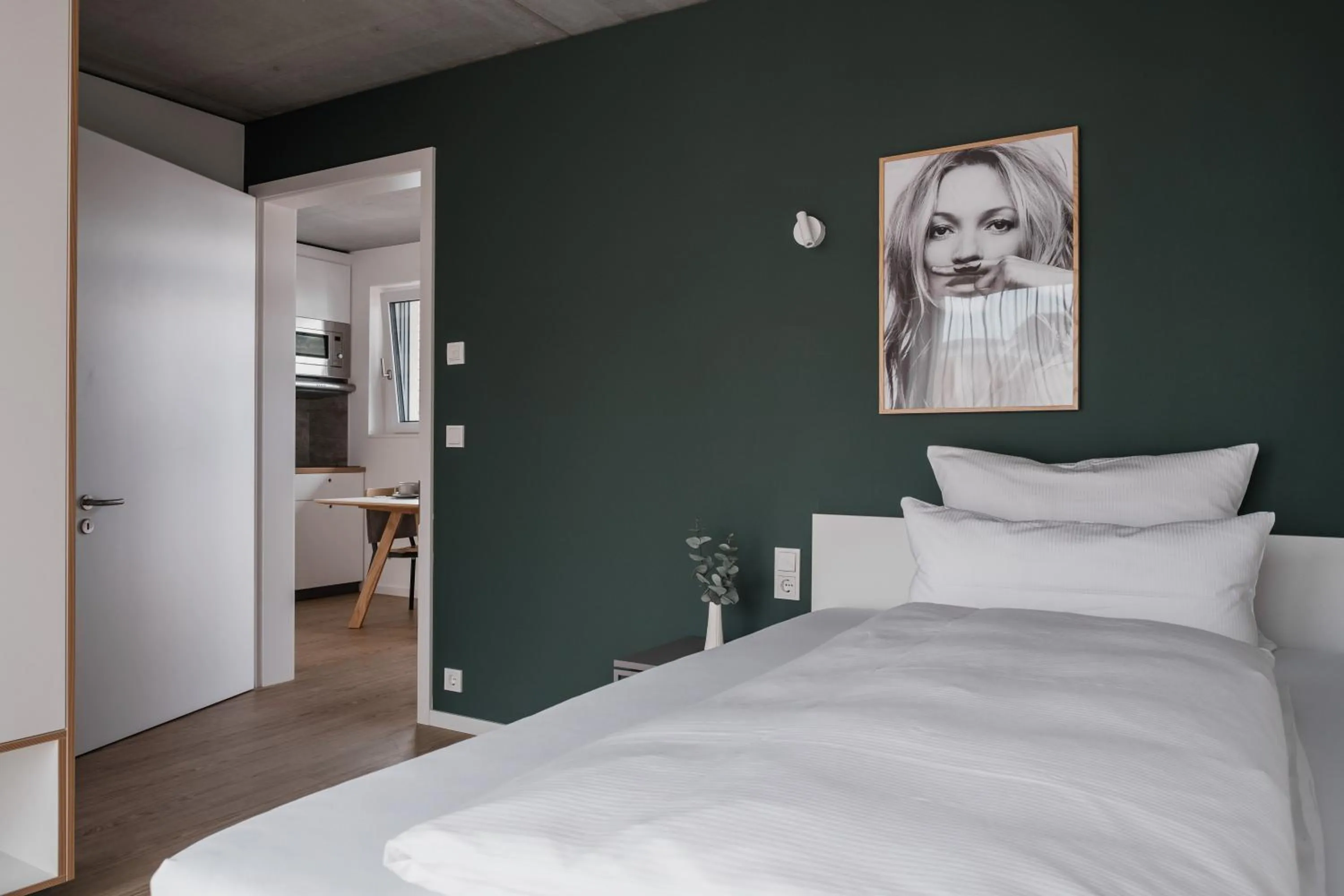 Bed in CLOUD N°7 STUDIOS