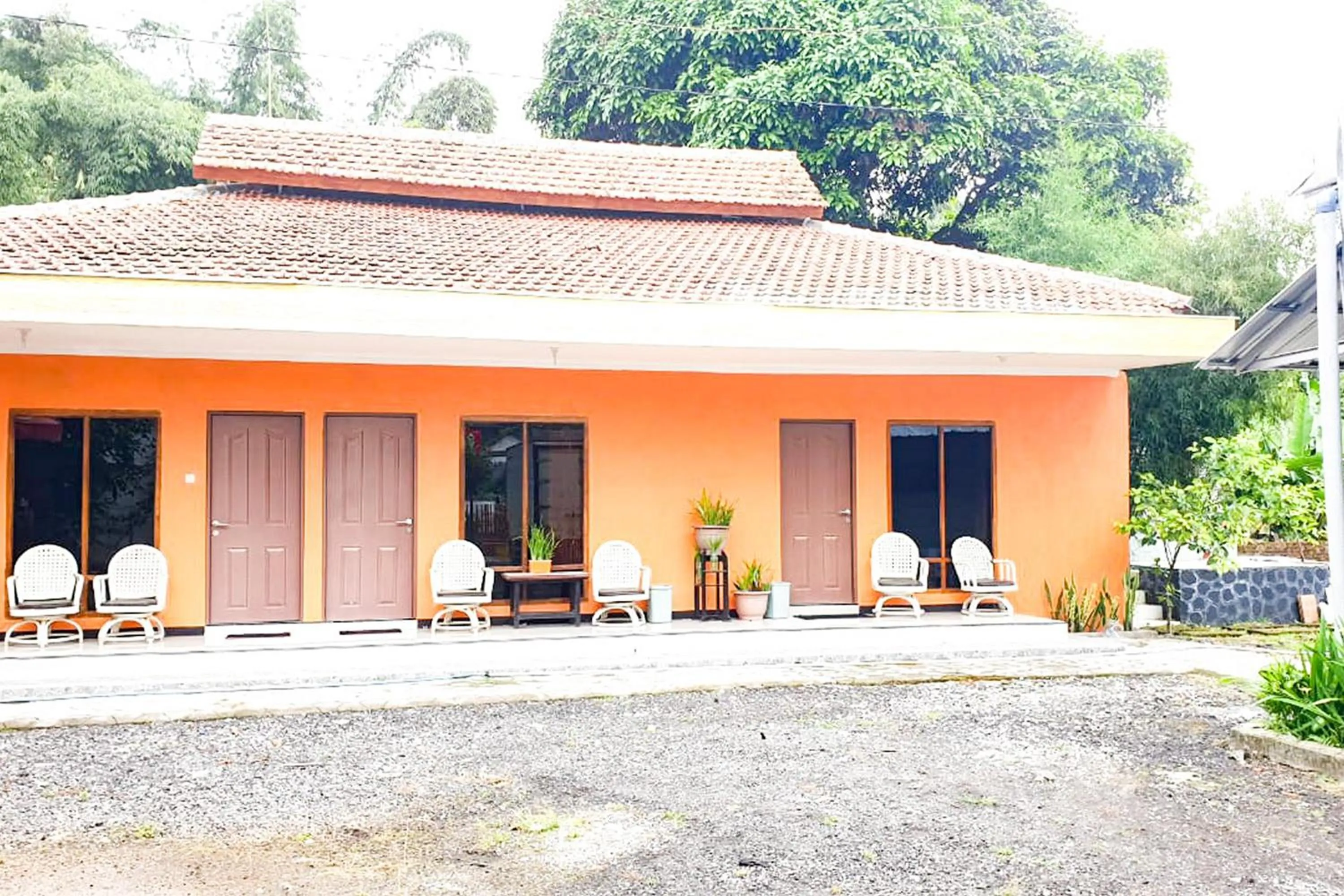 Ben Hill Bromo at Desa Wisata Bromo