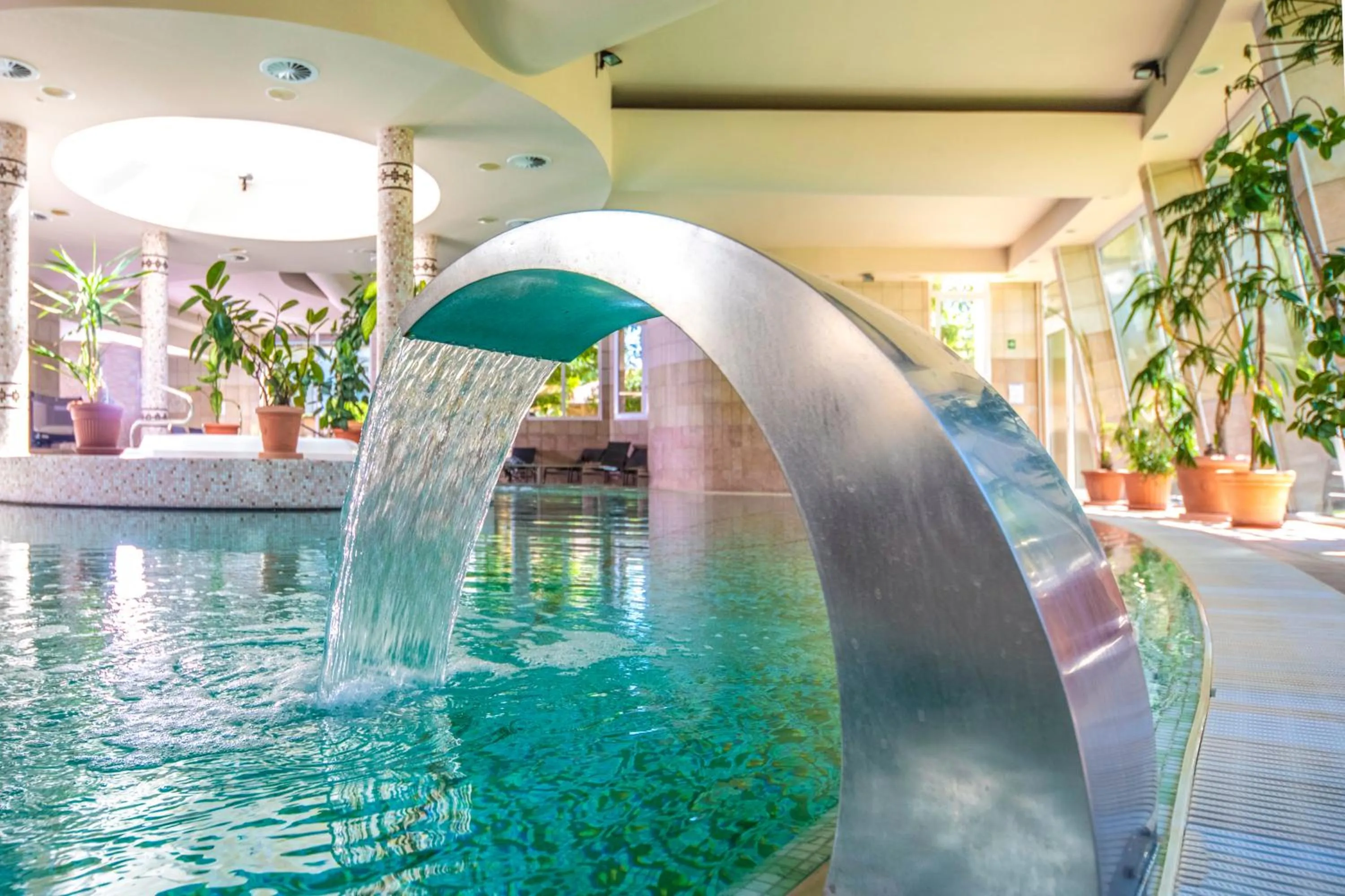 Swimming pool in Residence Hotel Balaton