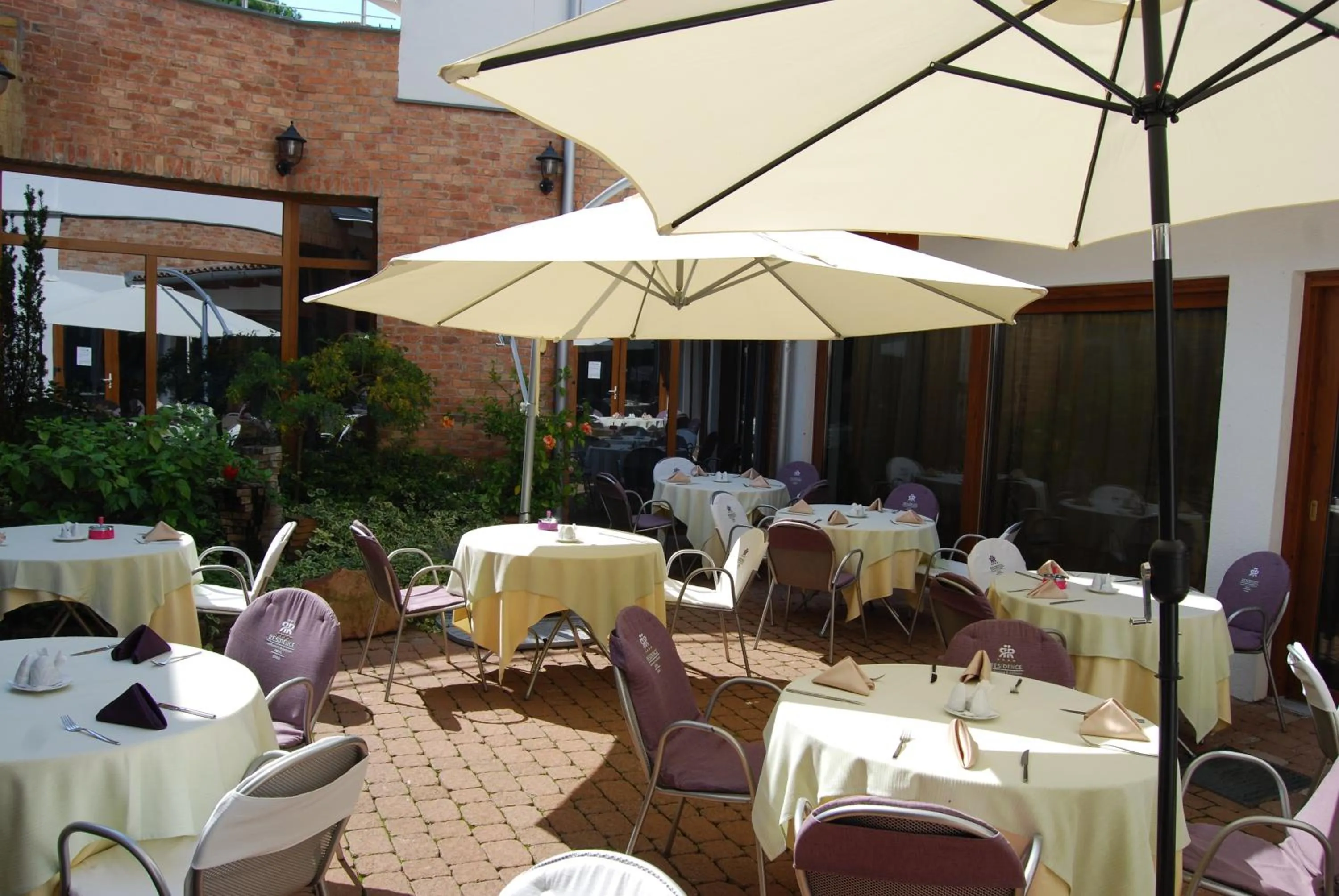 Restaurant/places to eat in Residence Hotel Balaton