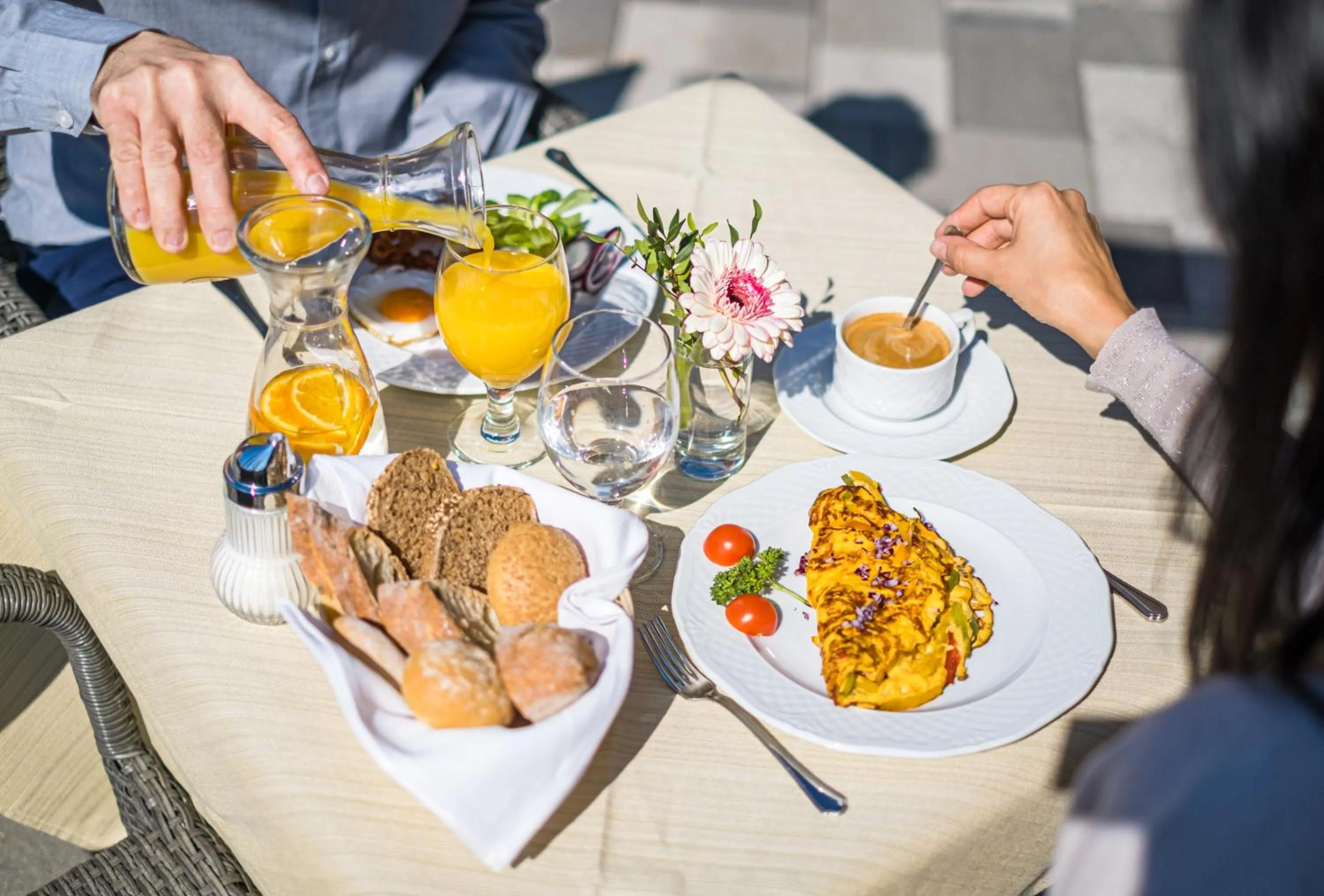 People in Hotel Margareta