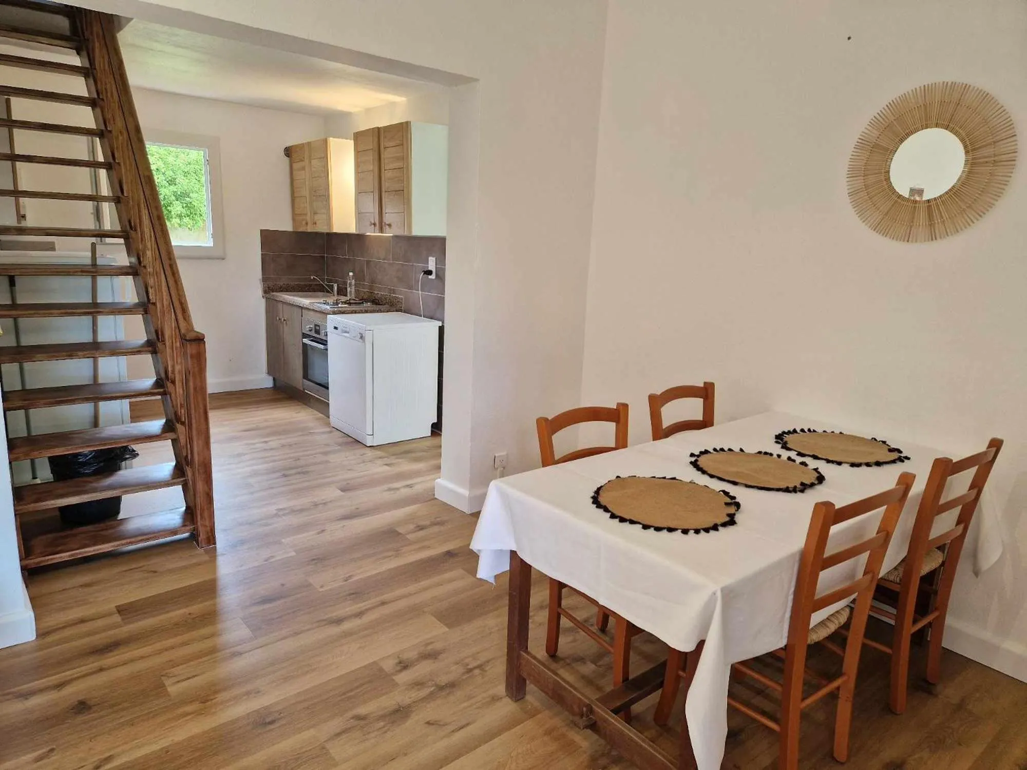 Kitchen or kitchenette in Pinea Mare