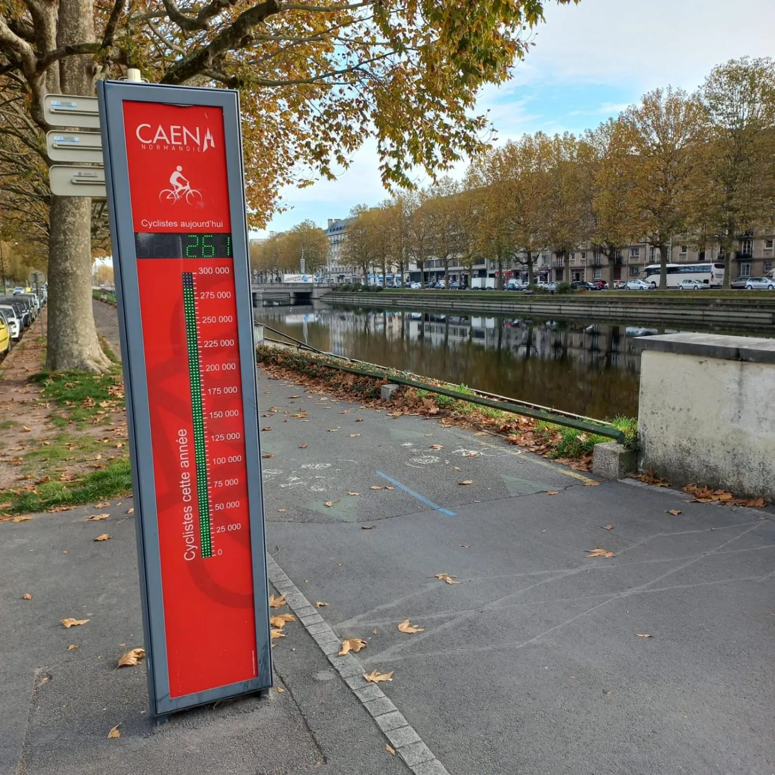 Neighbourhood in B&B HOME Caen Centre Gare