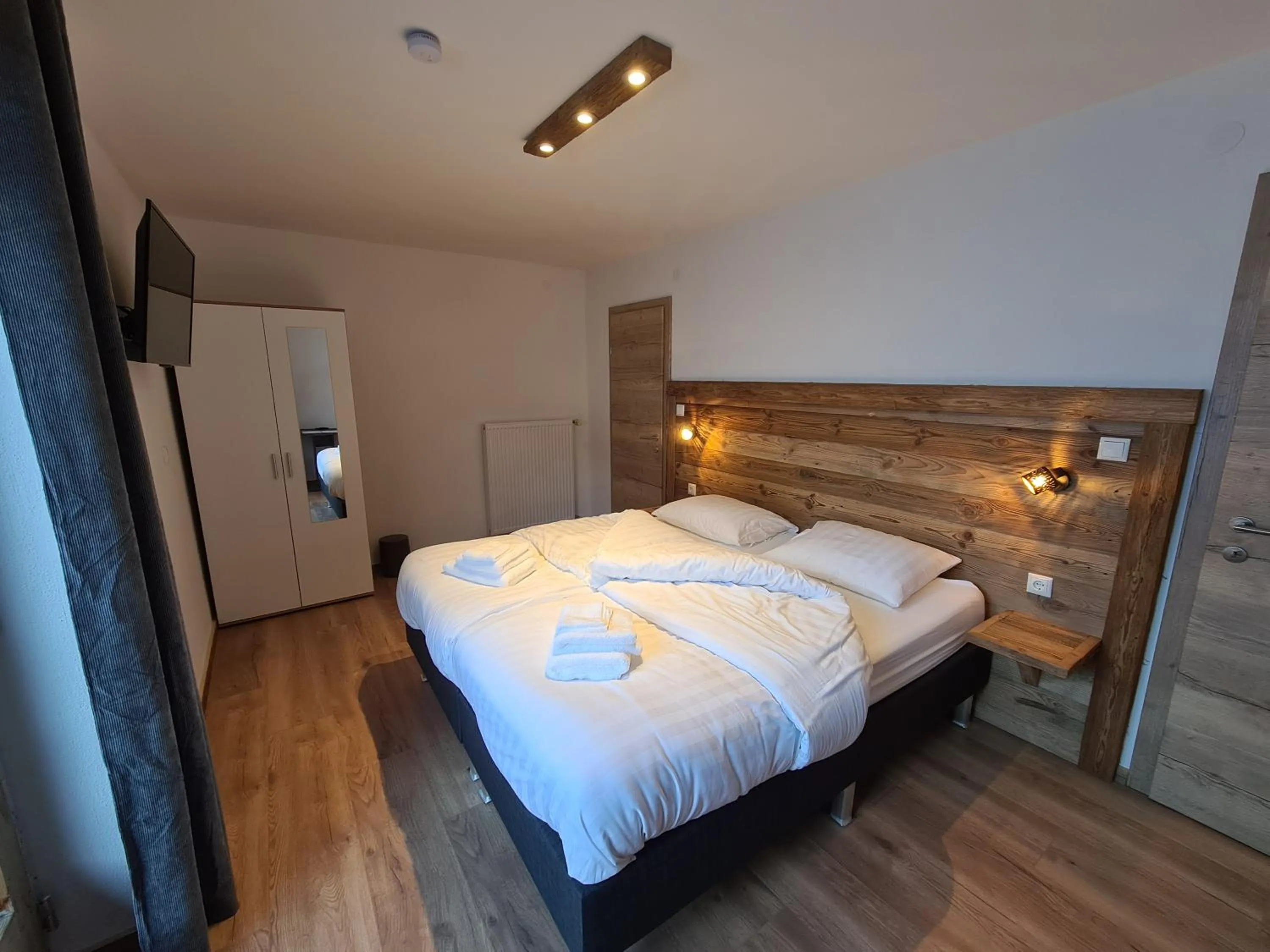 Bedroom, Bed in Hotel Pension Annerlhof