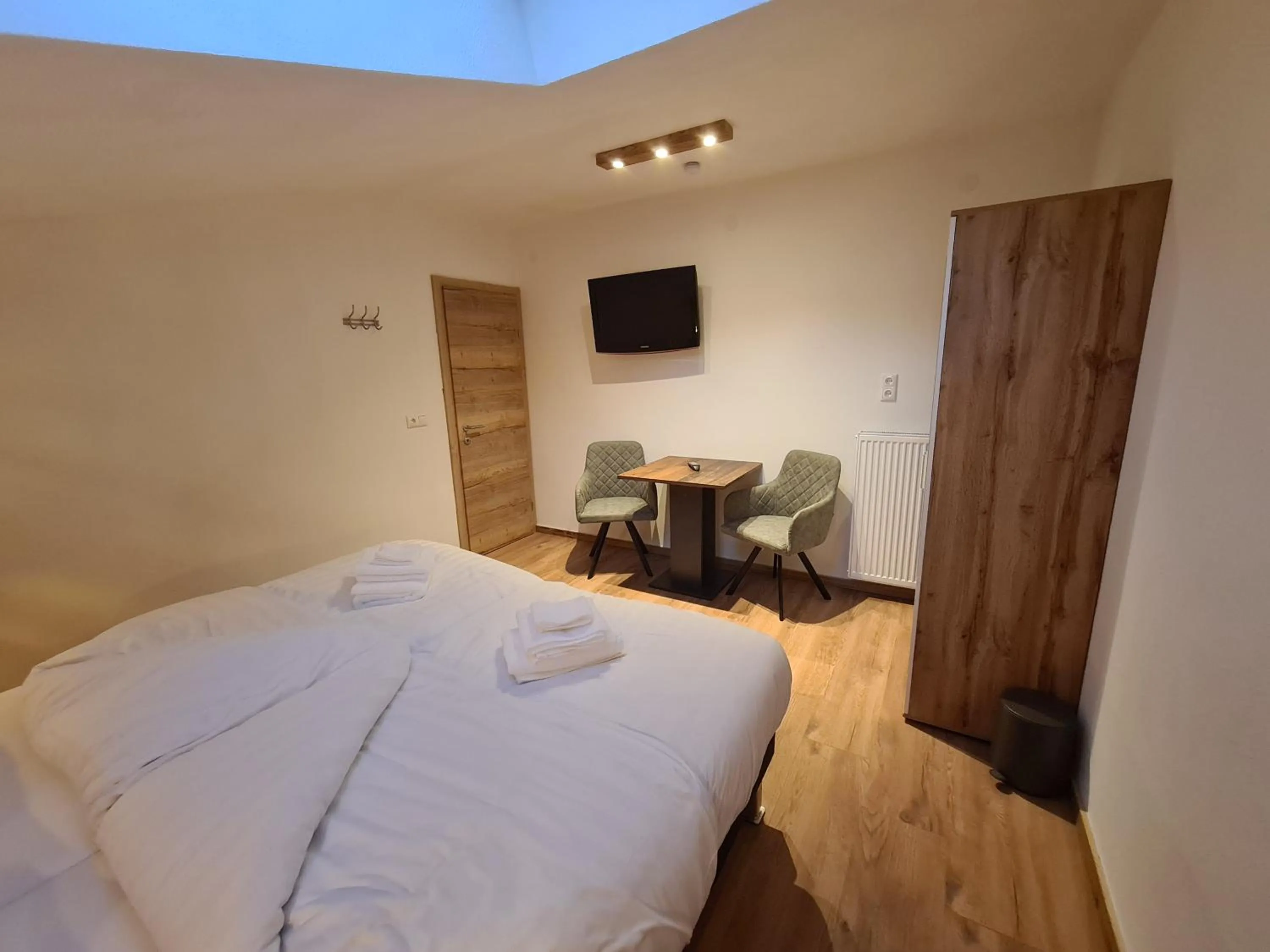 TV and multimedia, Bed in Hotel Pension Annerlhof