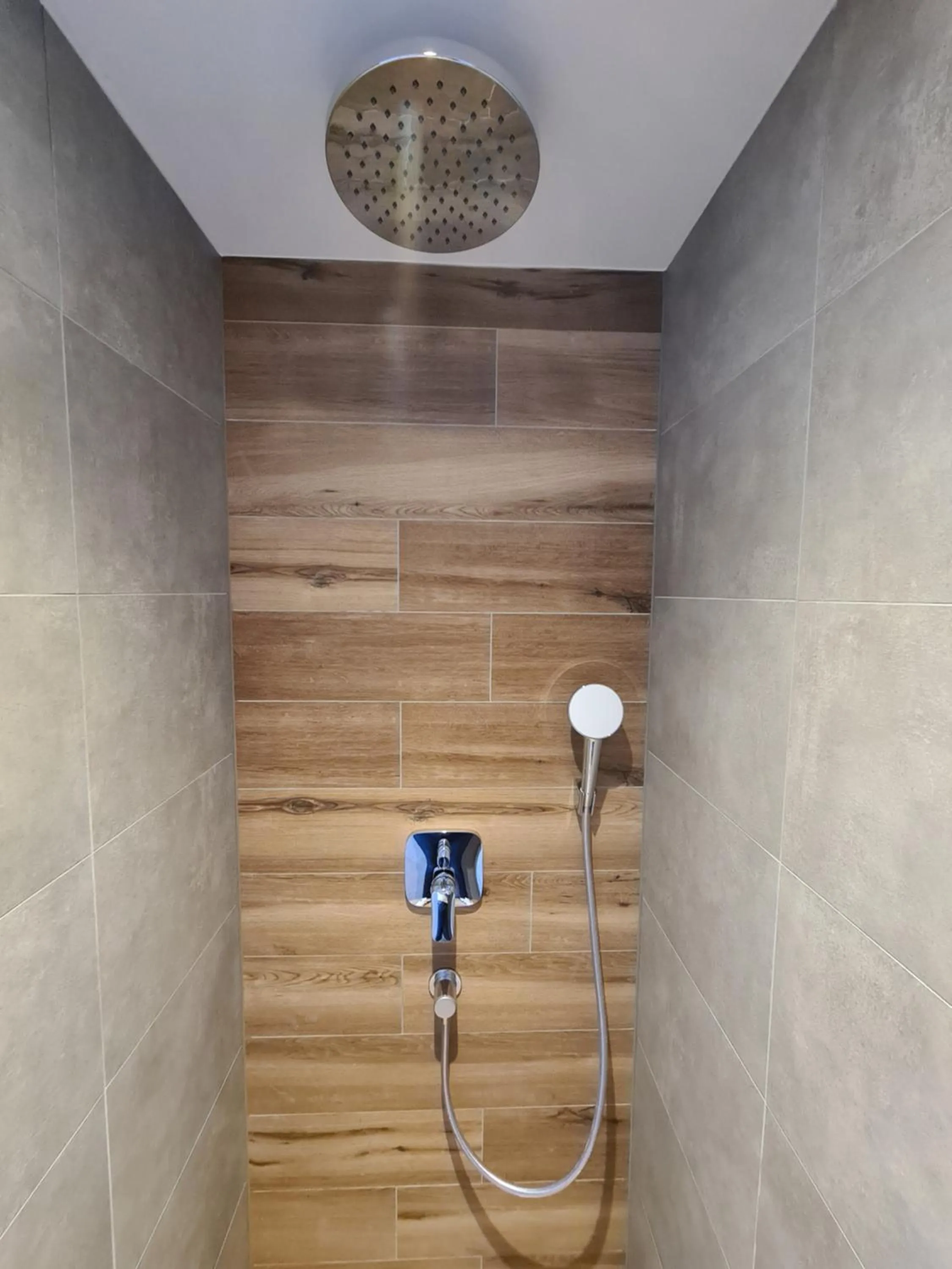 Shower in Hotel Pension Annerlhof