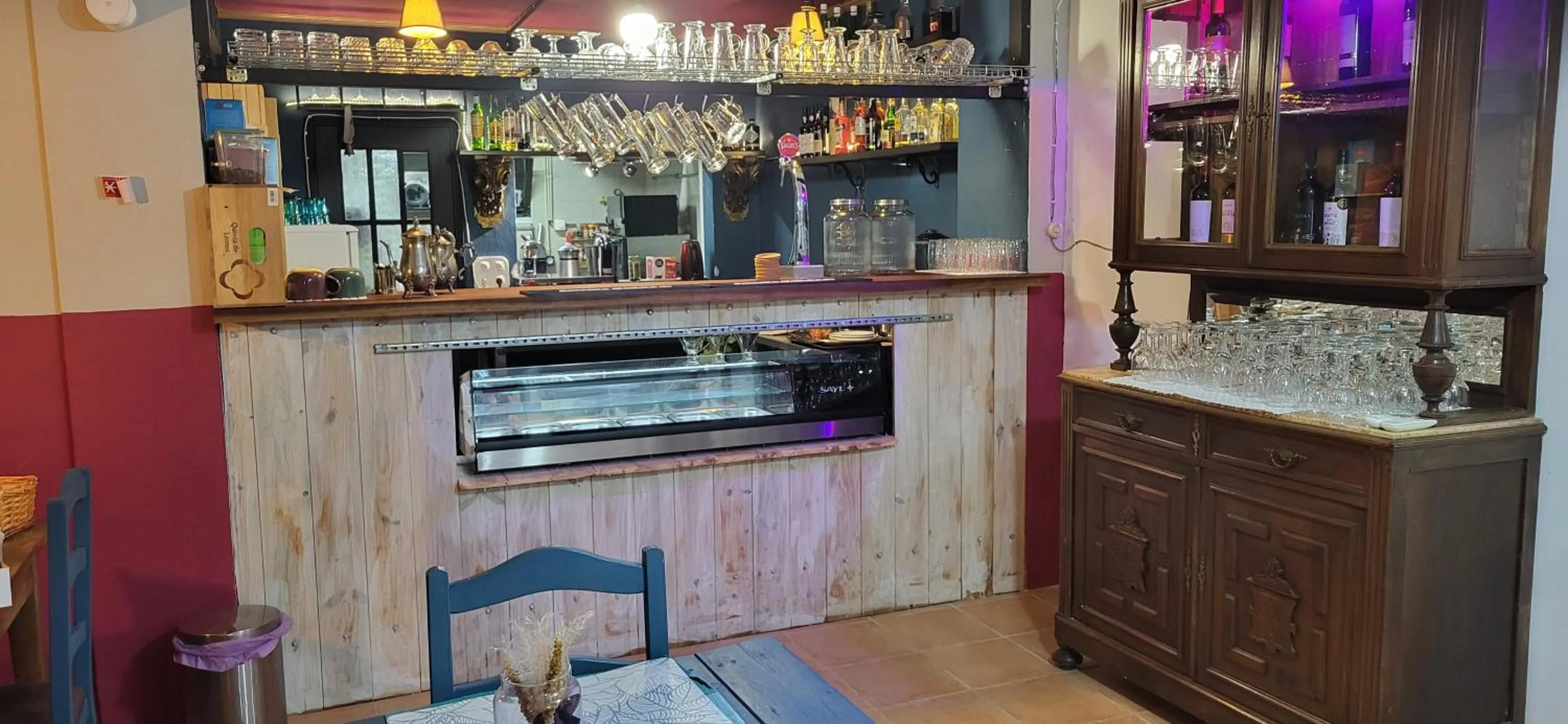 Lounge or bar in MIX inn