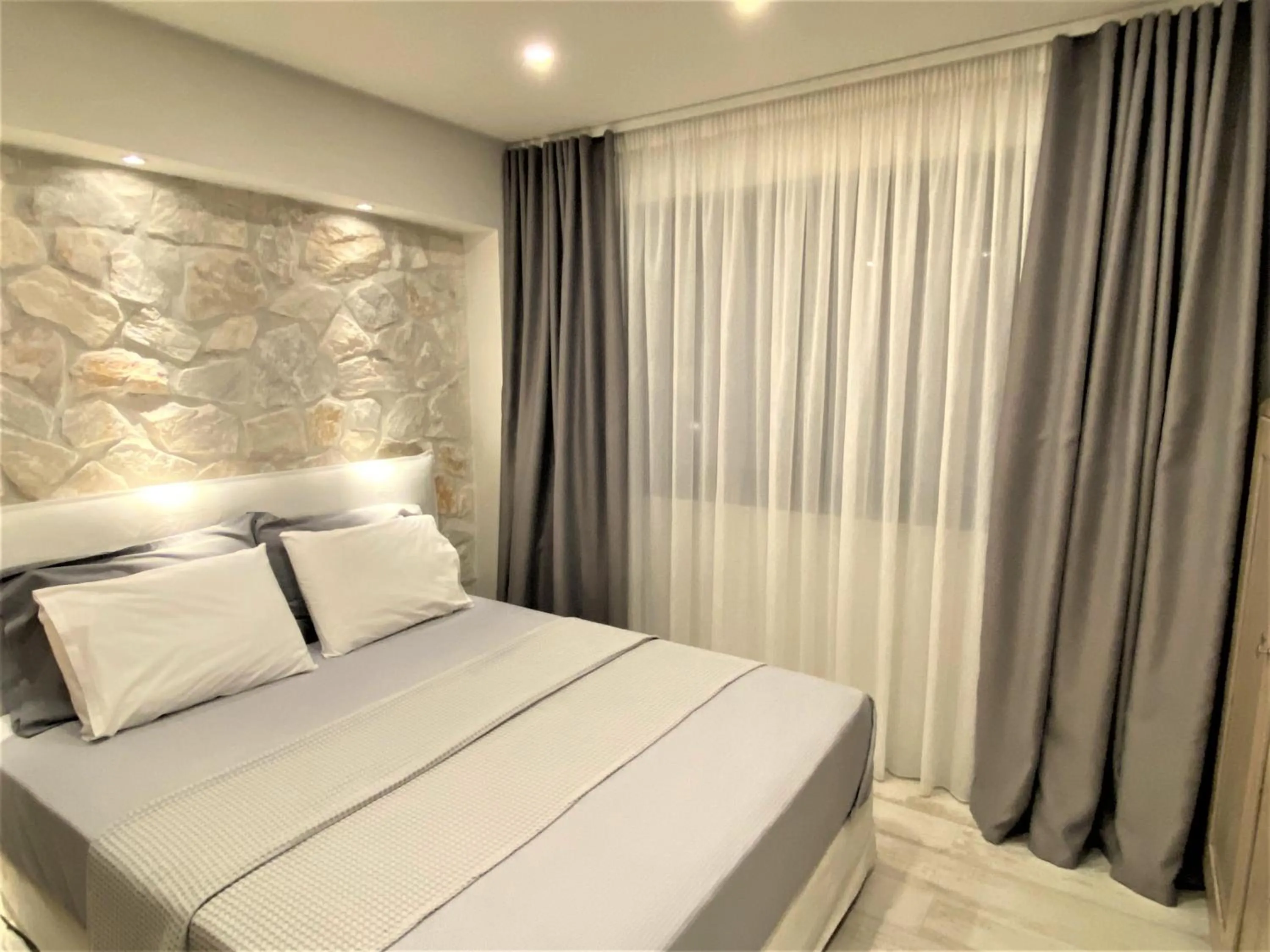 Bed in Kali Thea Suites