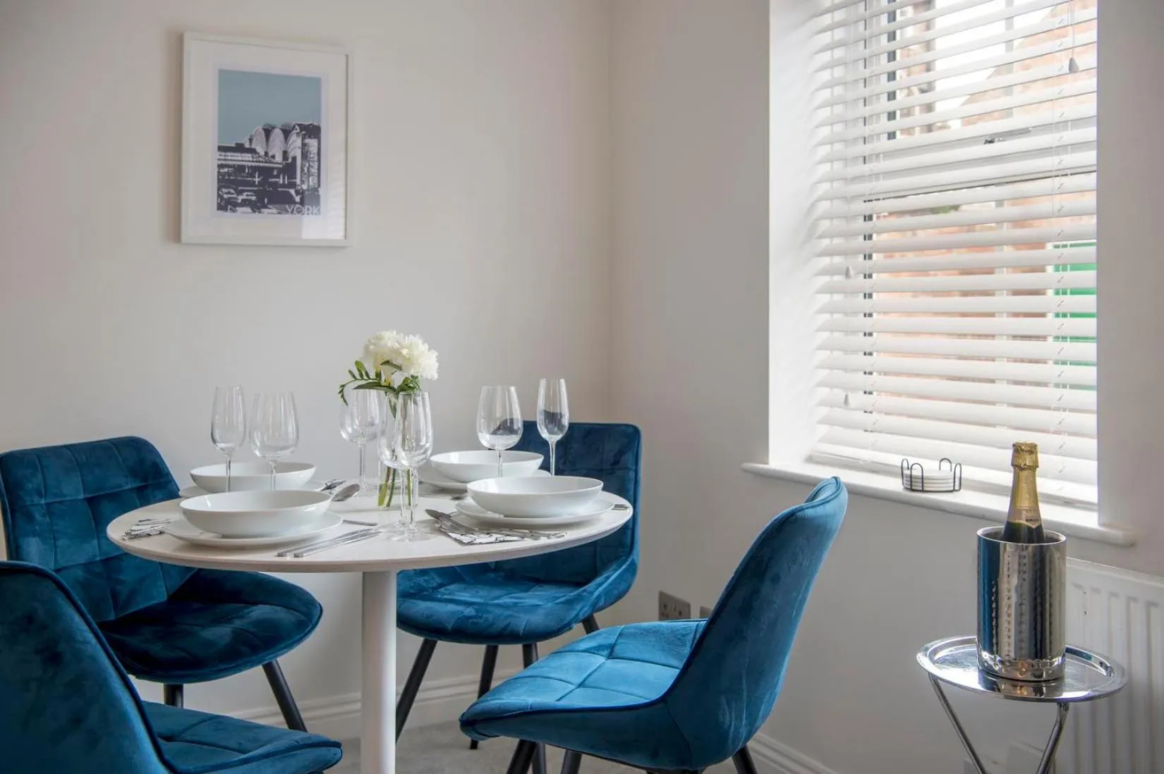 Dining area in Penleys Apartment