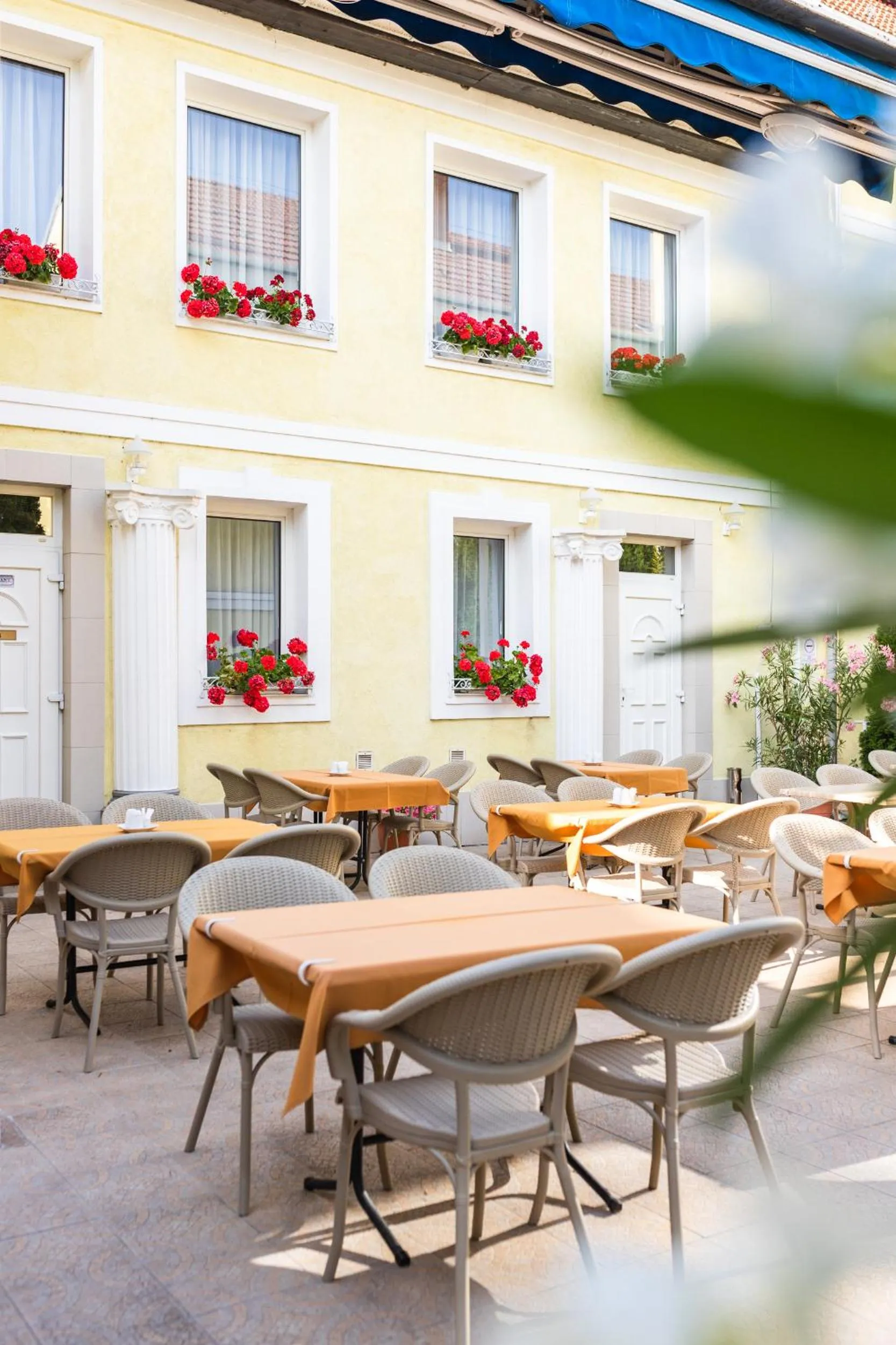 Balcony/Terrace in Hotel Korona Wellness, Rendezvény és Borszálloda