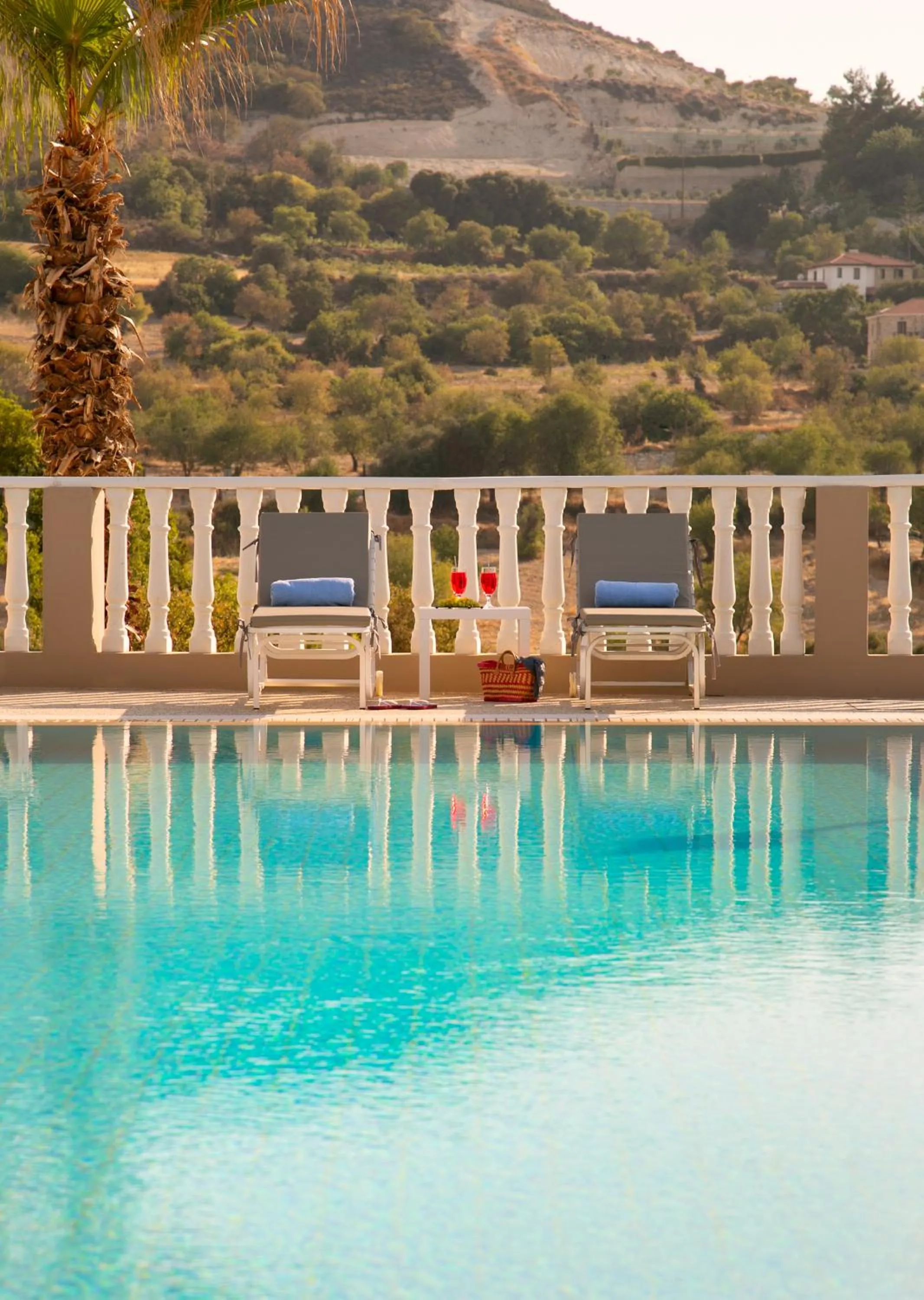 Swimming pool in Archontiko Kiverniti