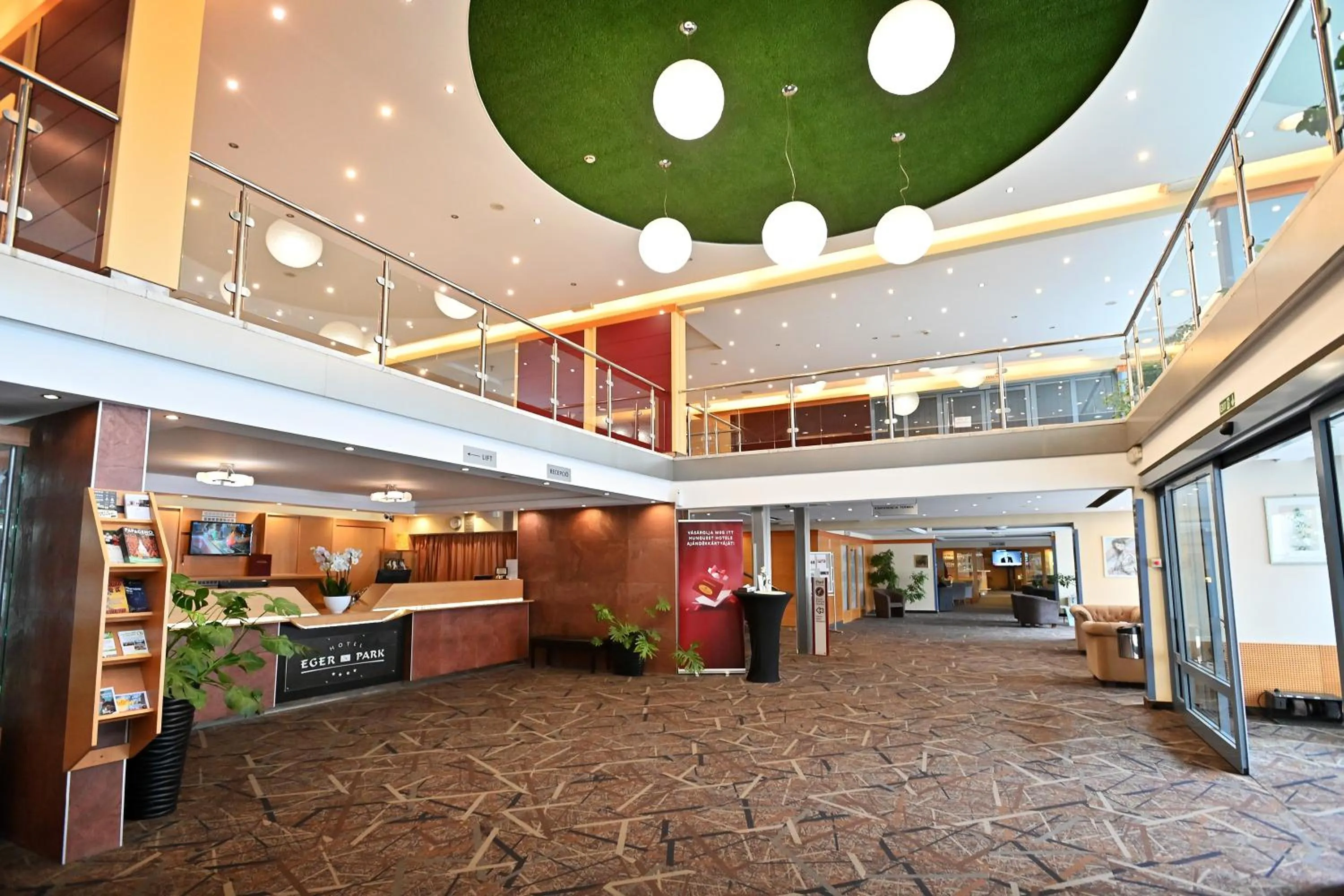 Property building in Hotel Eger & Park