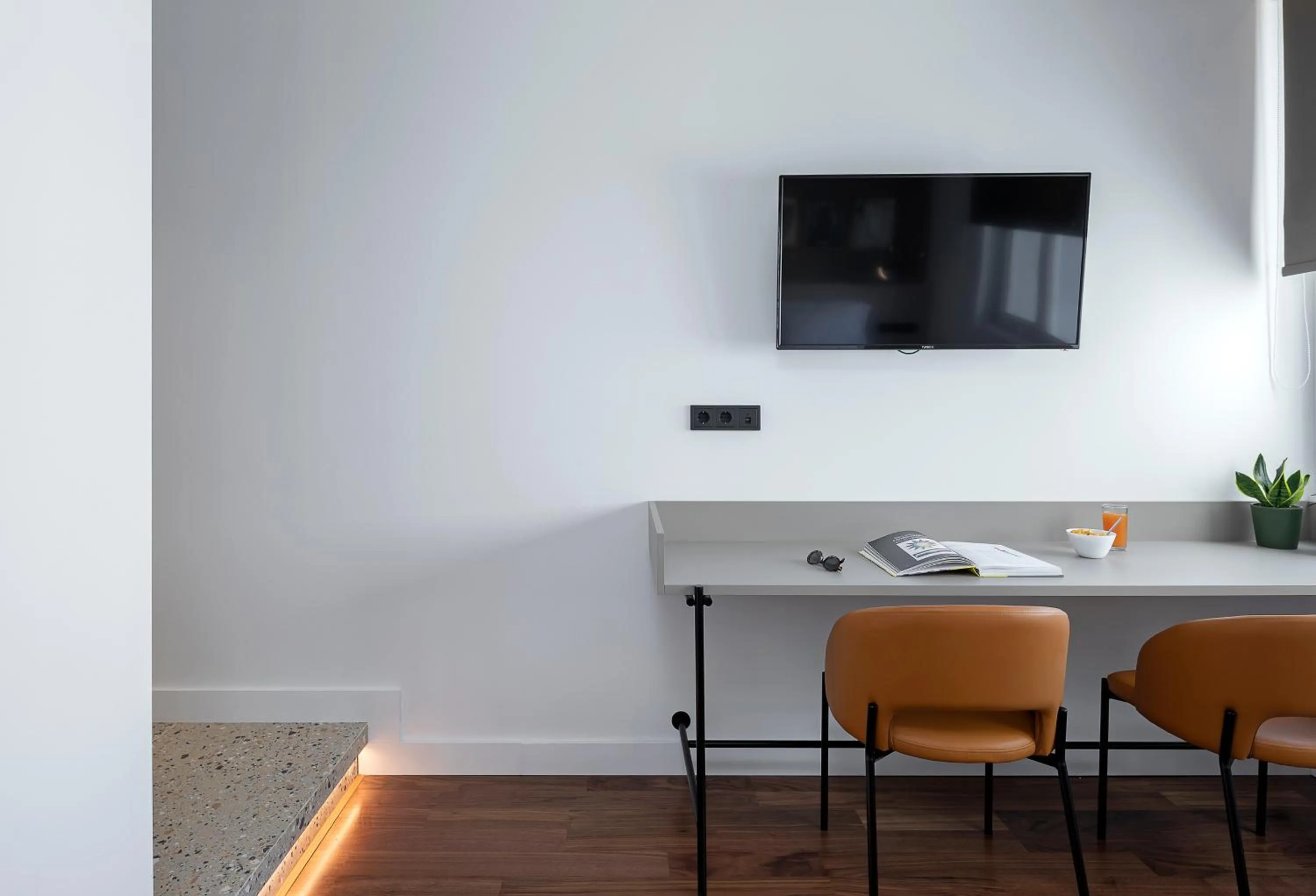 Photo of the whole room in The Athenians Art Apartments