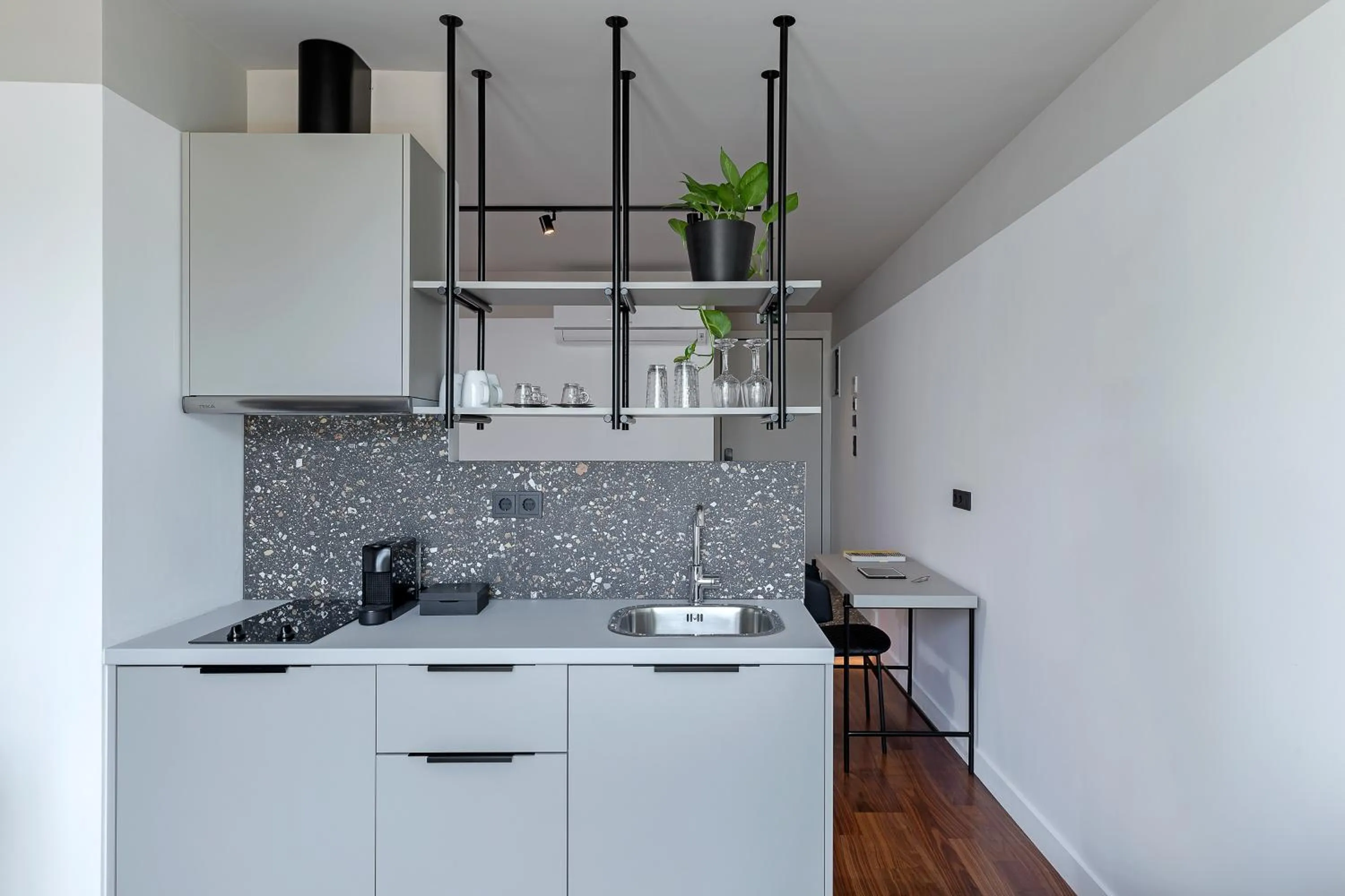 Kitchen or kitchenette in The Athenians Art Apartments