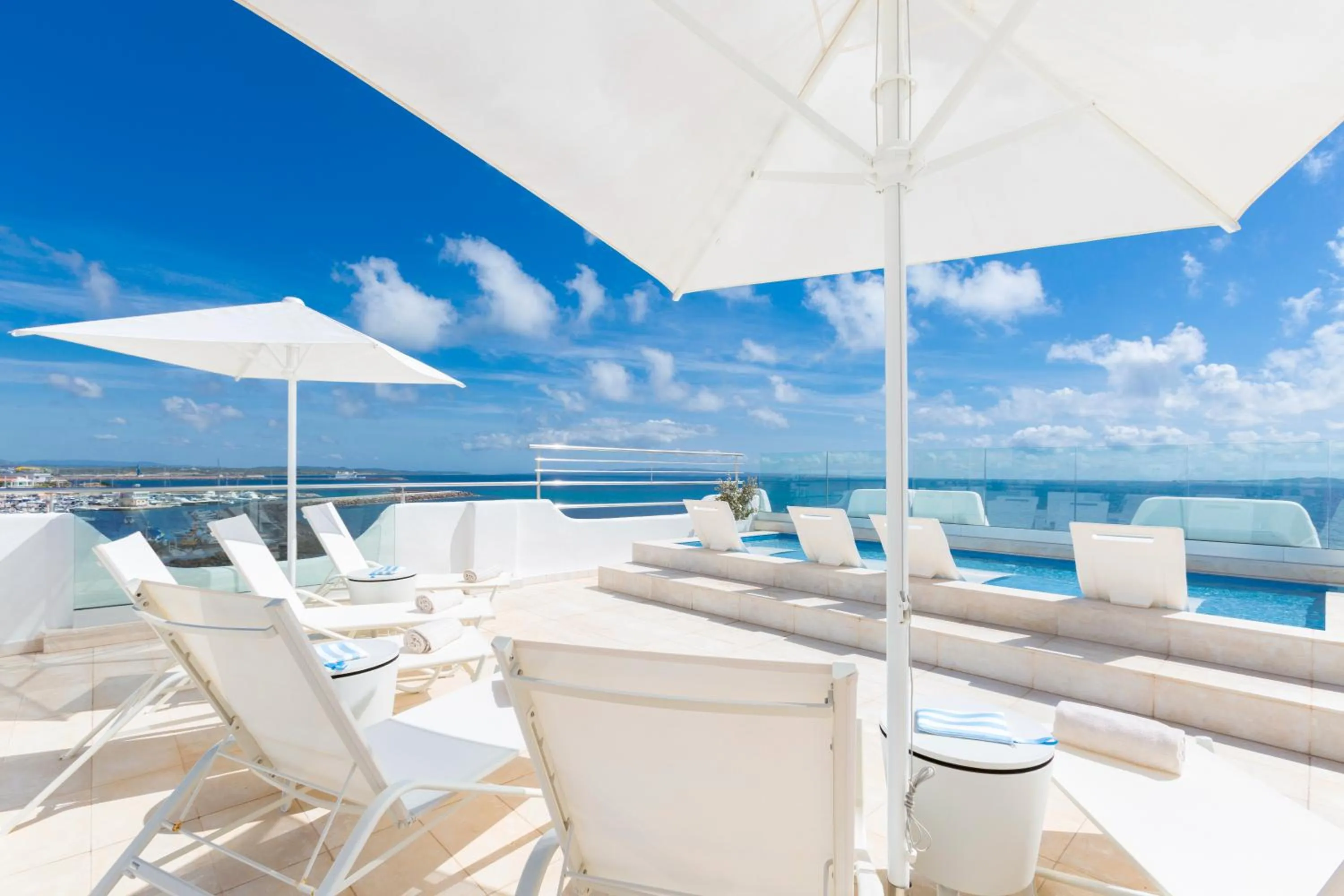 Sea view in Relais La Ghinghetta