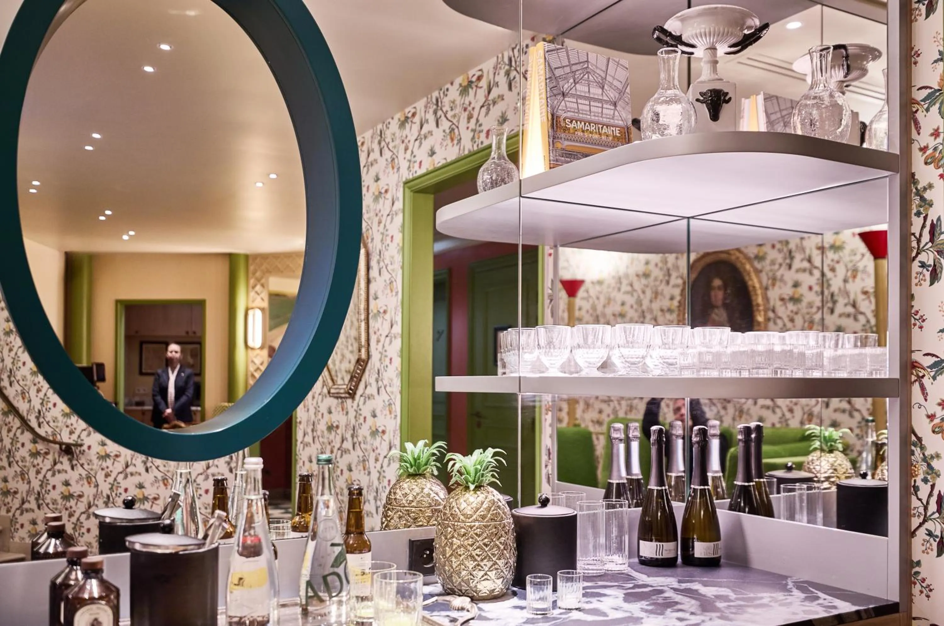 Property building in Hôtel Prince de Conti - Hôtel Rénové